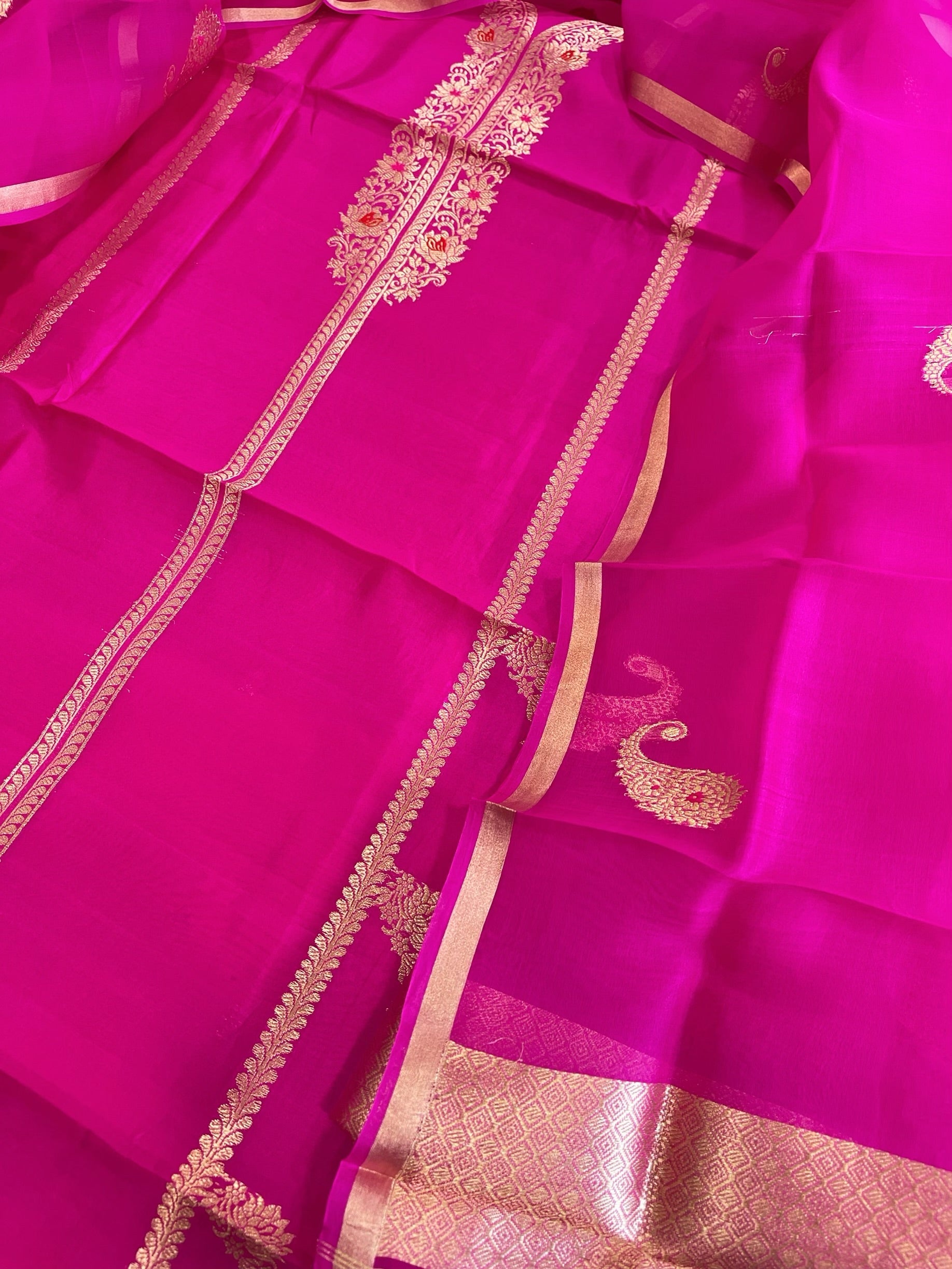 Hot Pink Designer Banarasi Suit Set in Pure Silk - Masakalee