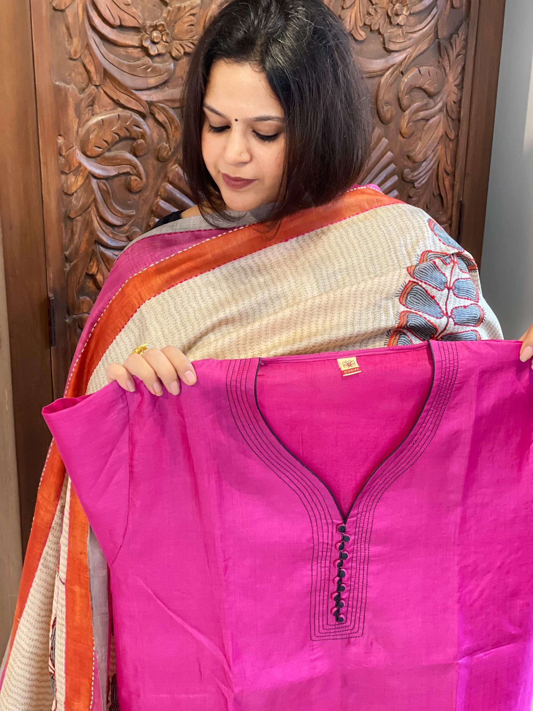 Hot Pink Dupatta Set (Kurta+Dupatta) with Handblock Print in Pure Tussar Silk - Masakalee