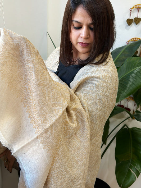Ivory Pashmina Shawl with Zari - Masakalee