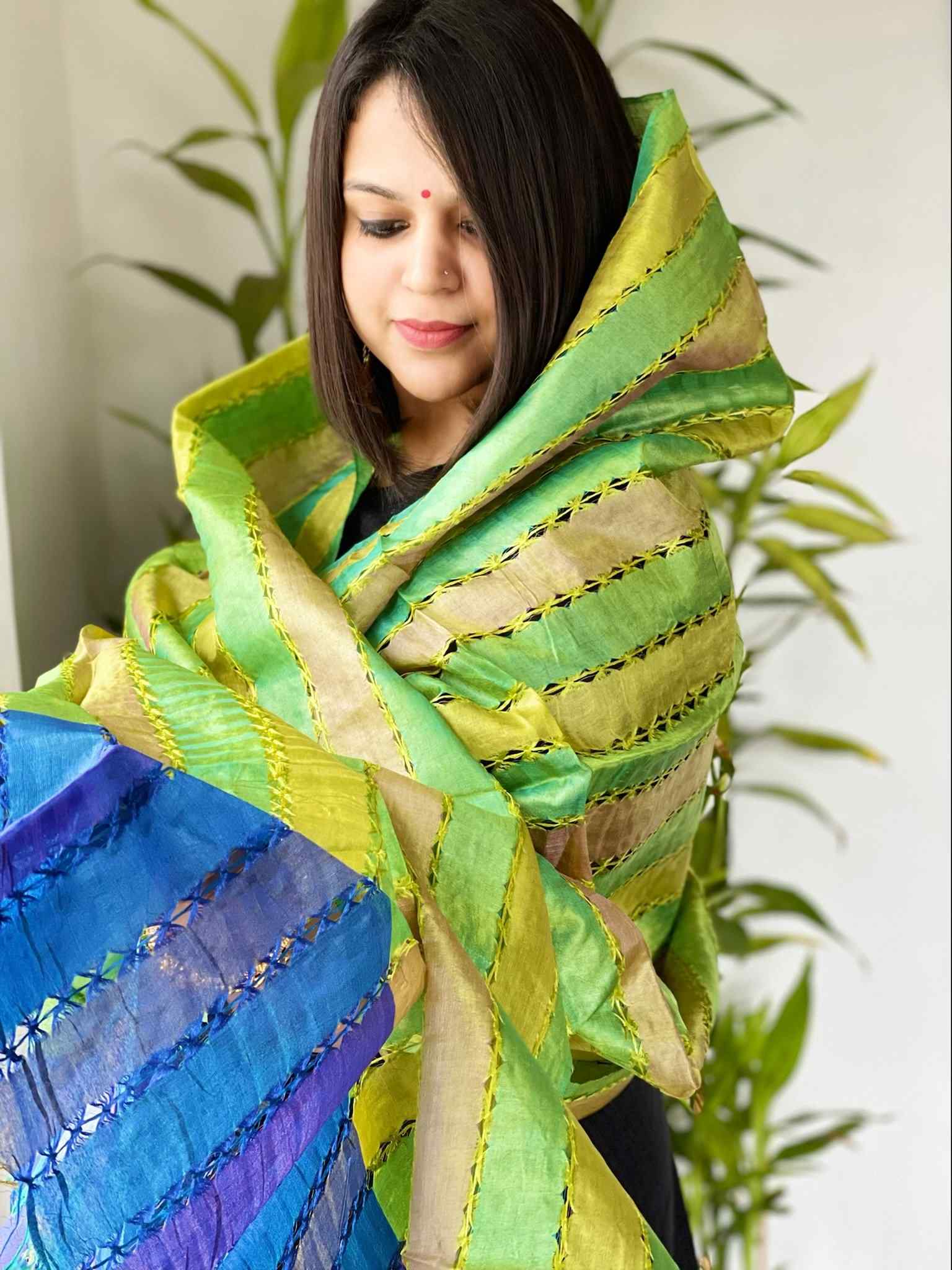 Knot Work Dupatta in Silk - Masakalee