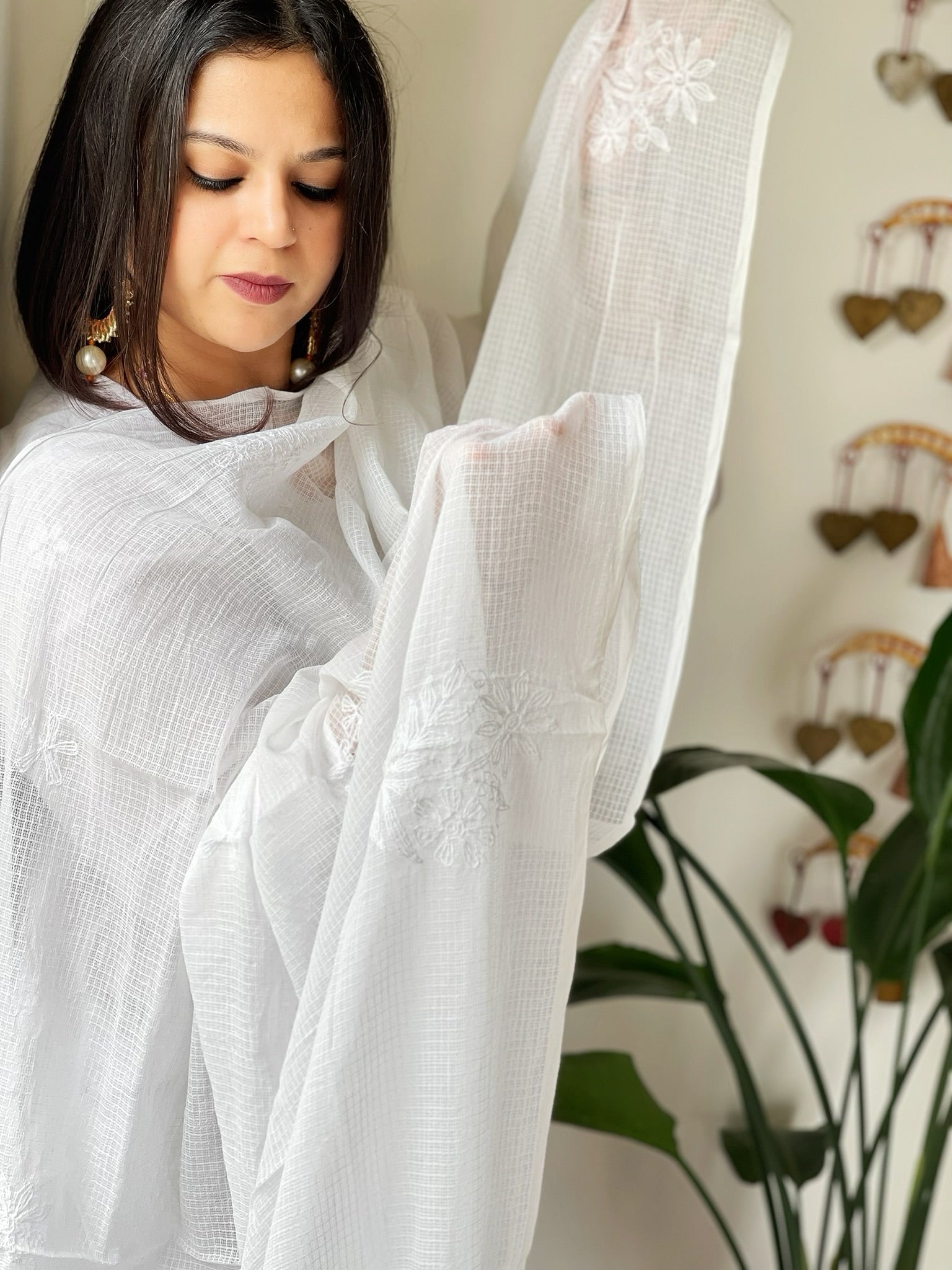 Kota Cotton Dupatta with Tepchi Handwork - Masakalee