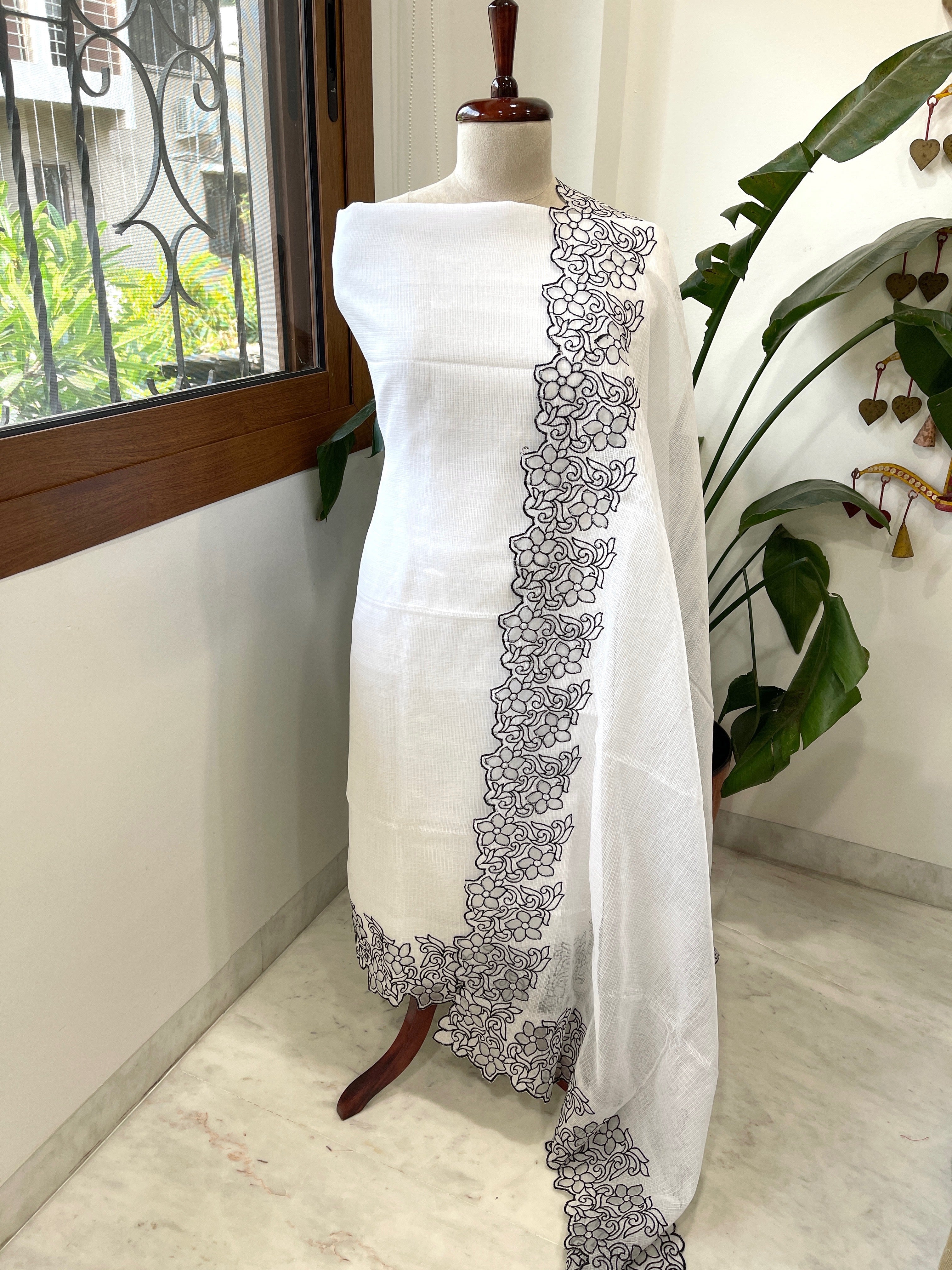 Kota Cotton Suit Set with Cut Work - Masakalee
