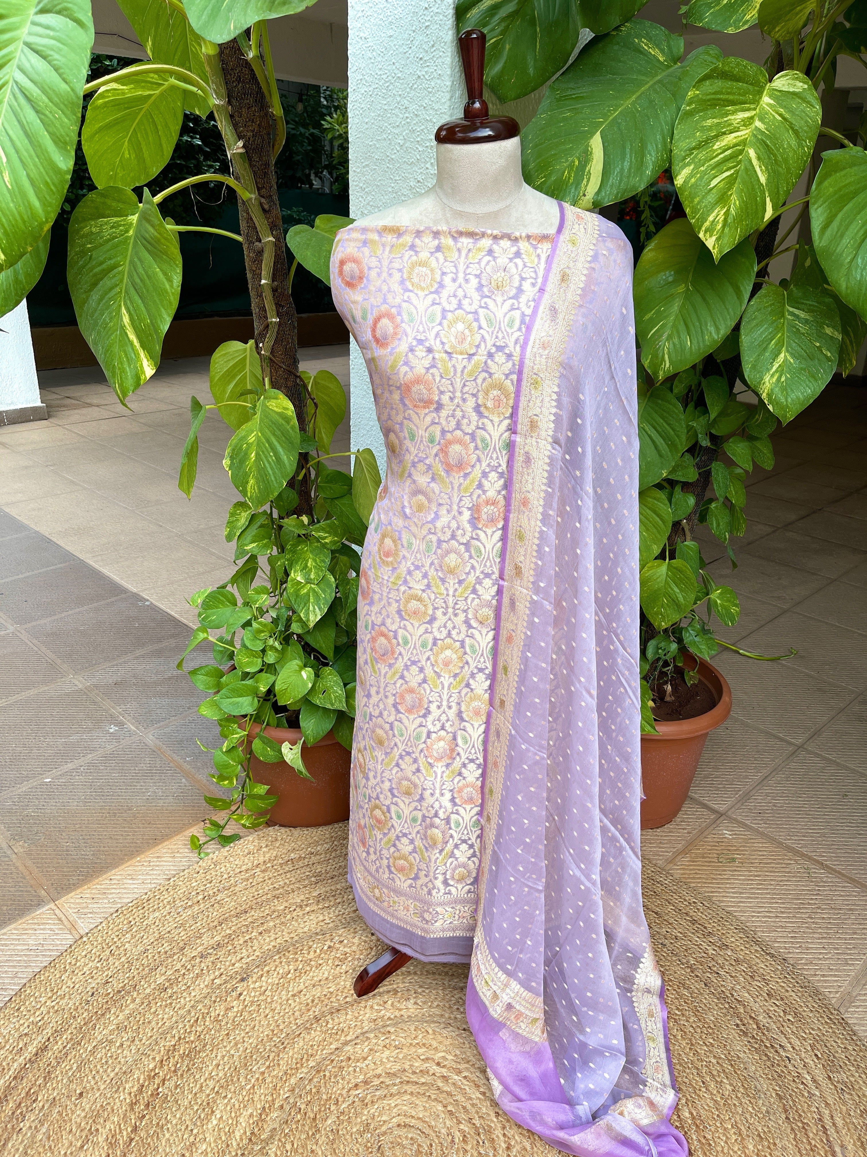 Lavander Handwoven Khaddi 3 - Piece Suit Set in Pure Georgette - Masakalee