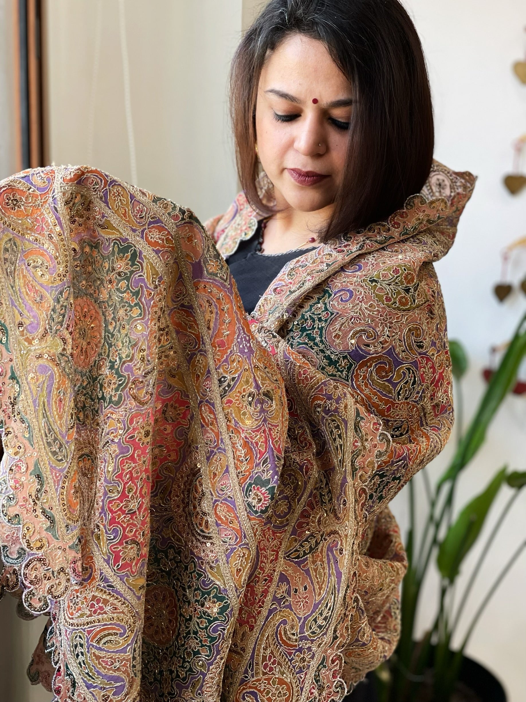 Lavender Chinon Dupatta with Aari Embroidery - Masakalee