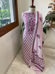 Lavender Handblock Printed Suit Set in Pure Linen - Masakalee