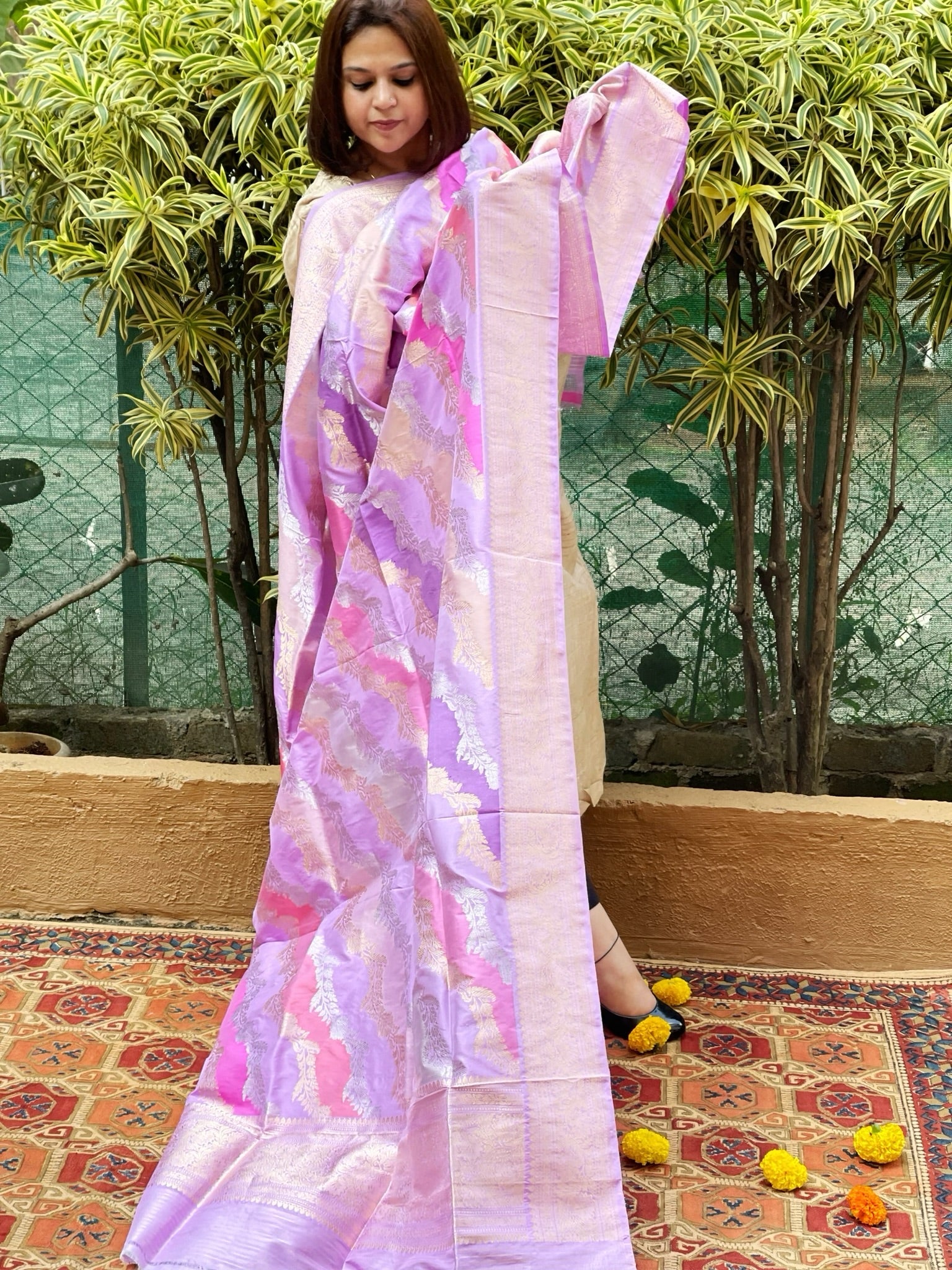 Lavender Handwoven Banarasi Rangkhat Dupatta in Pure Katan Silk - Masakalee