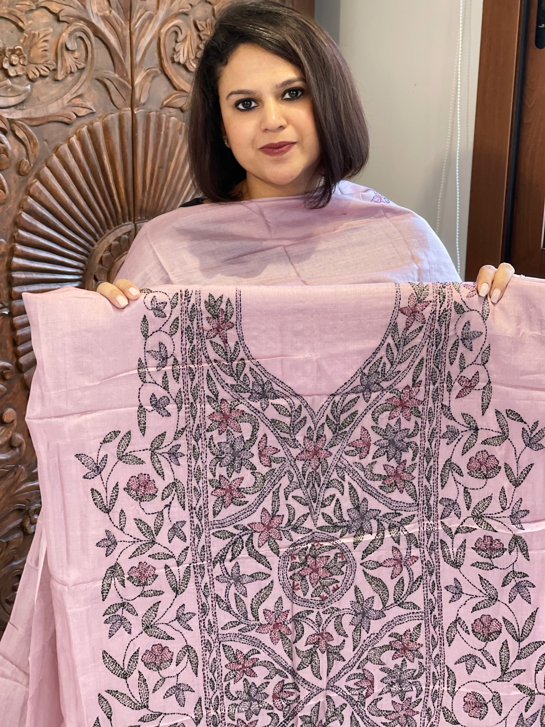 Lavender Suit Set with Kantha Handwork in Pure Tussar Silk - Masakalee
