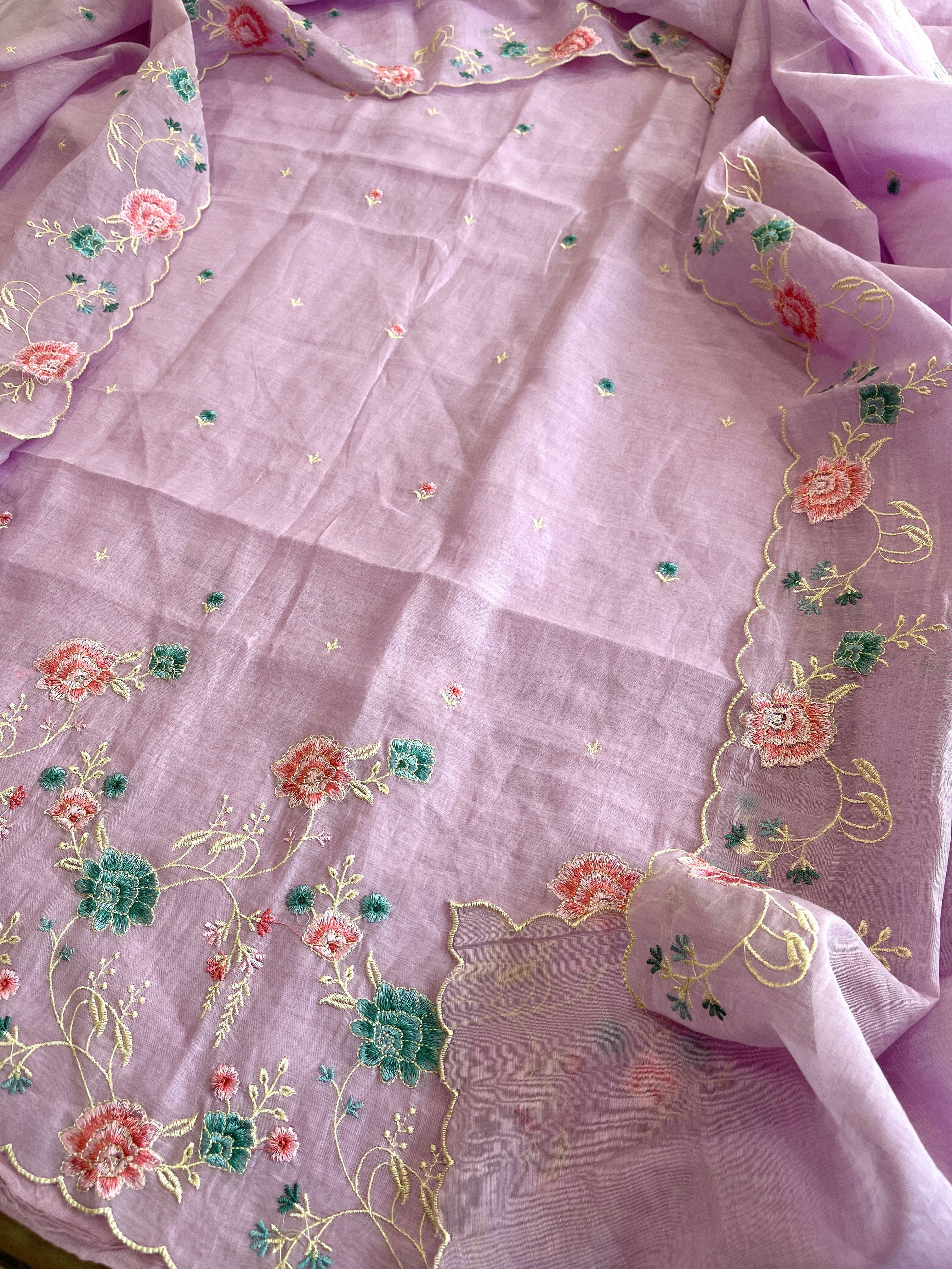 Lavender Suit Set with Thread Embroidery in Mul Chanderi - Masakalee