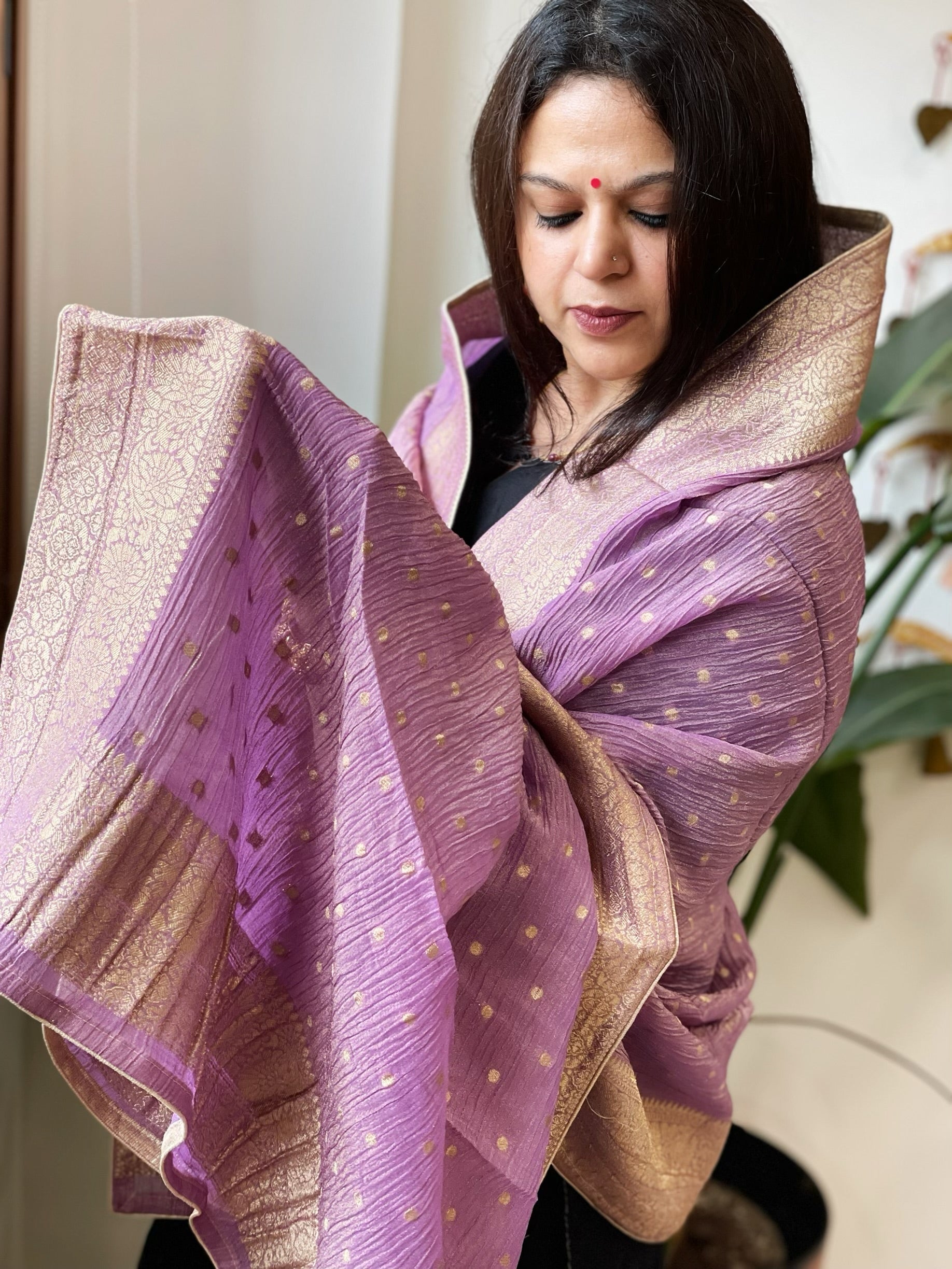 Lilac Woven Banarasi Dupatta in Tissue - Masakalee
