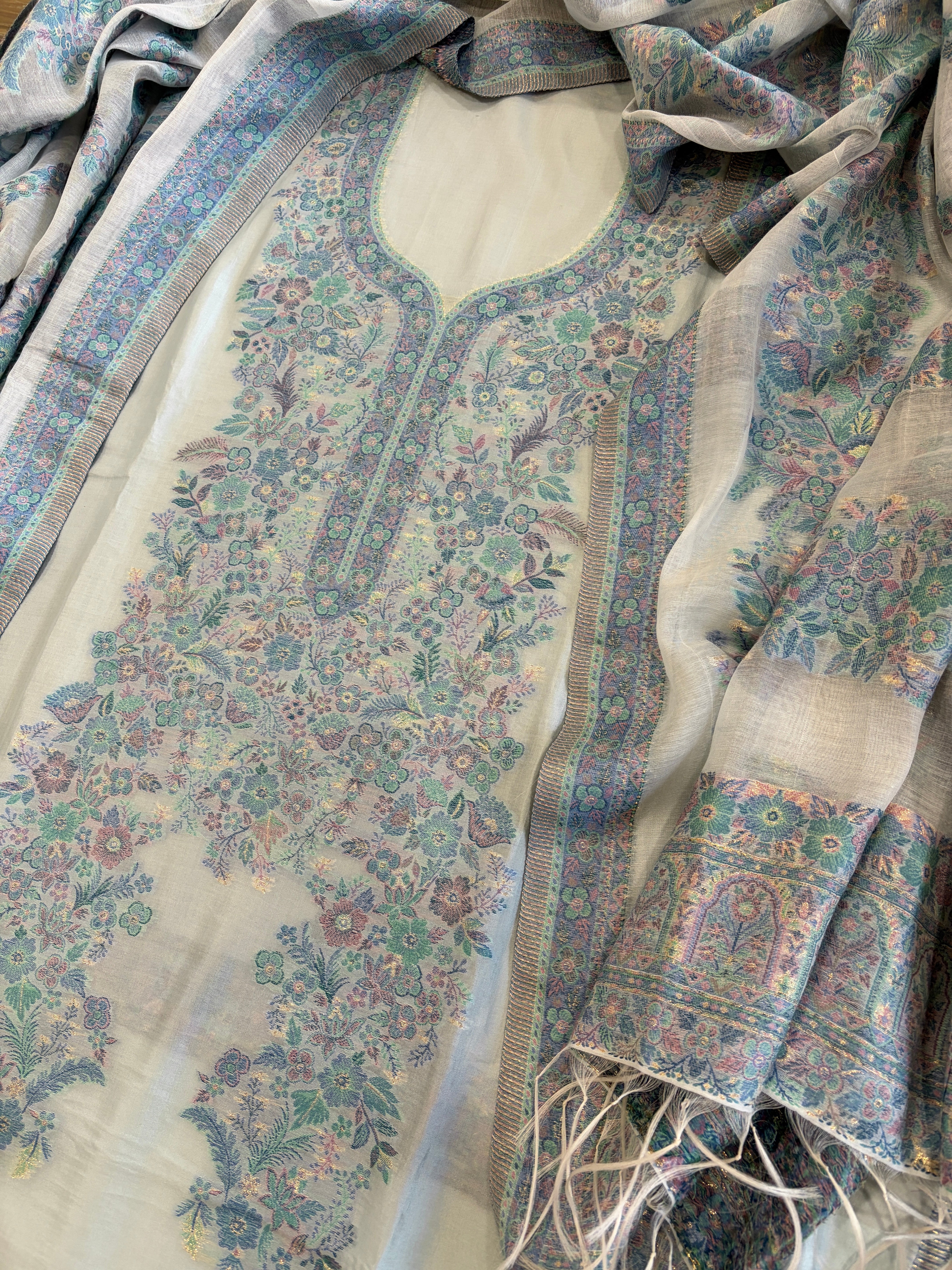Lite Blue Suit Set with Handwoven Kaani and Zari in Pure Silk - Masakalee
