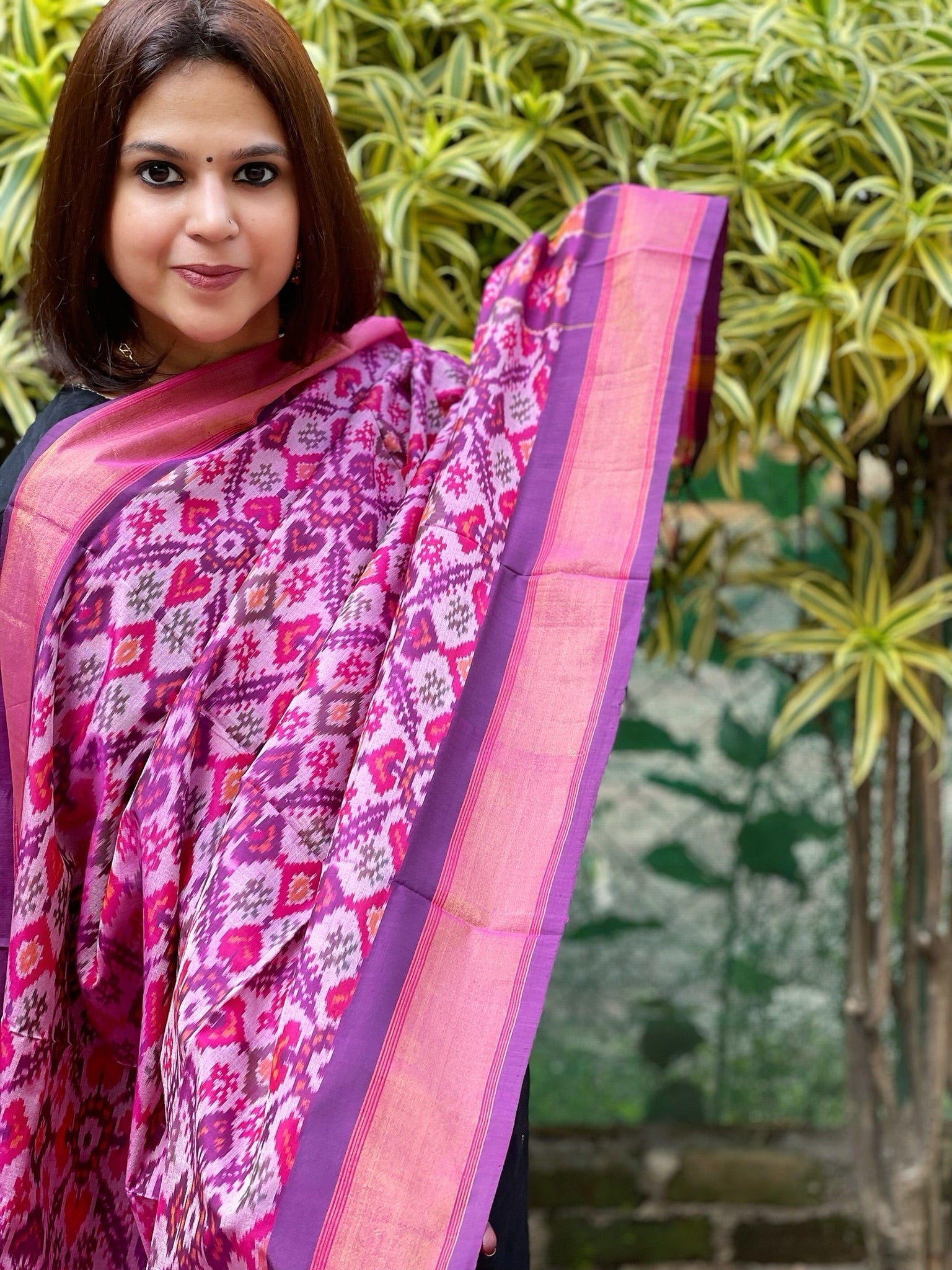 Lite Pink Handwoven Ikat Dupatta Pure Silk - Cotton - Masakalee