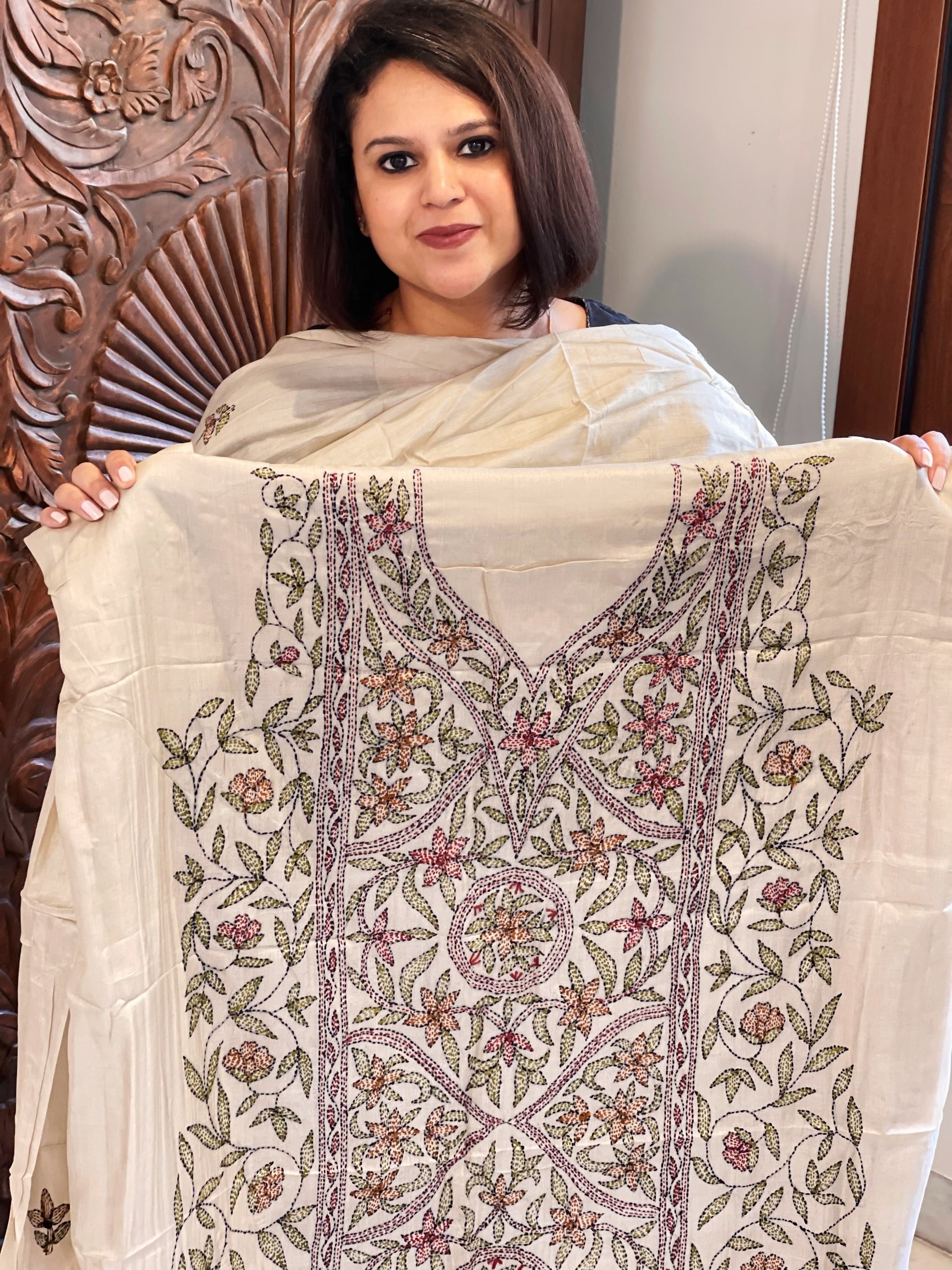 Lite Pinkish Brown Suit Set with Kantha Handwork in Pure Tussar Silk - Masakalee