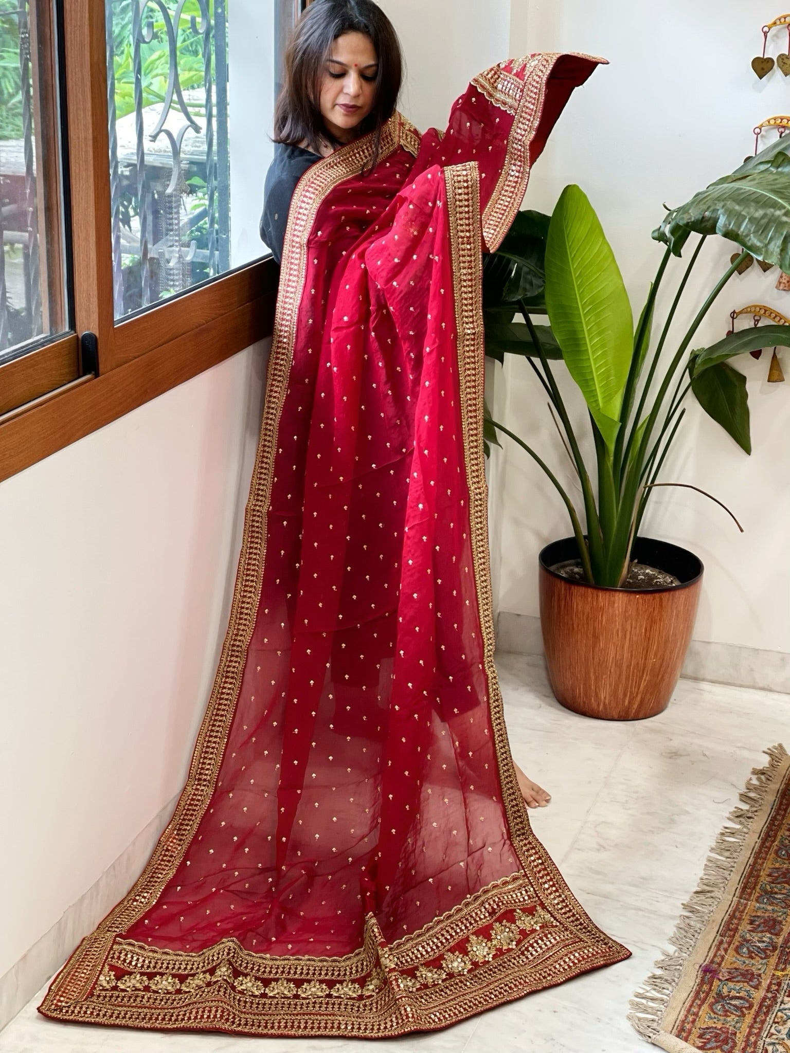 Maroon Chinon Dupatta with Sequin and Aari Embroidery - Masakalee