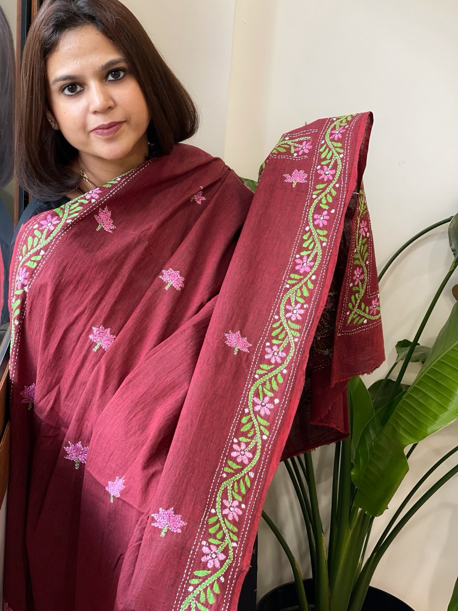 Maroon Handmade Kantha Dupatta in Pure Cotton - Masakalee