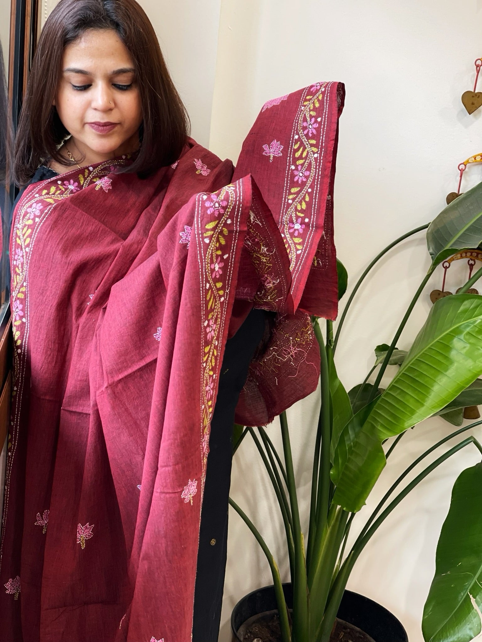 Maroon Handmade Kantha Dupatta in Pure Cotton - Masakalee