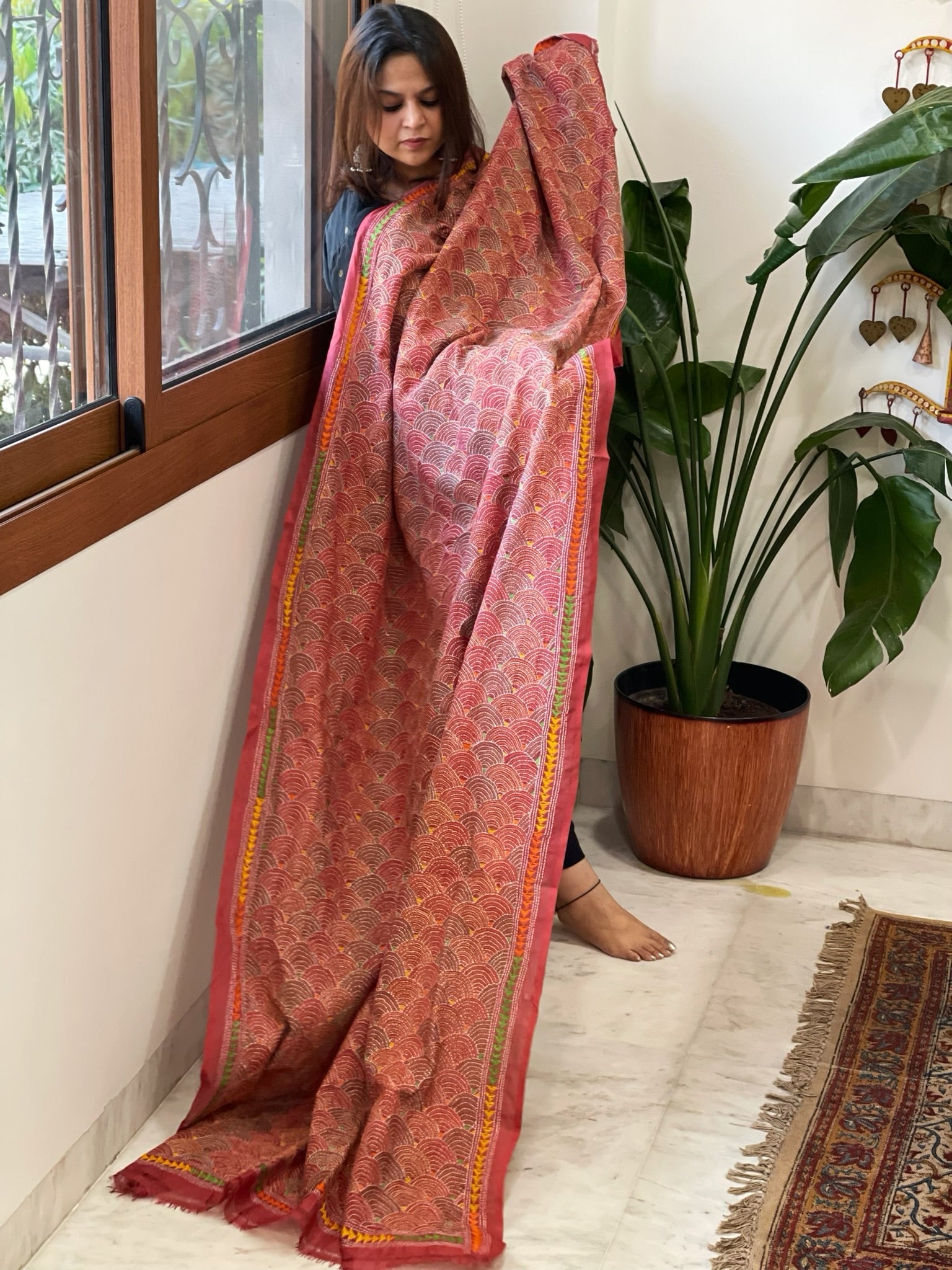 Maroon Handmade Kantha Dupatta in Silk - Masakalee