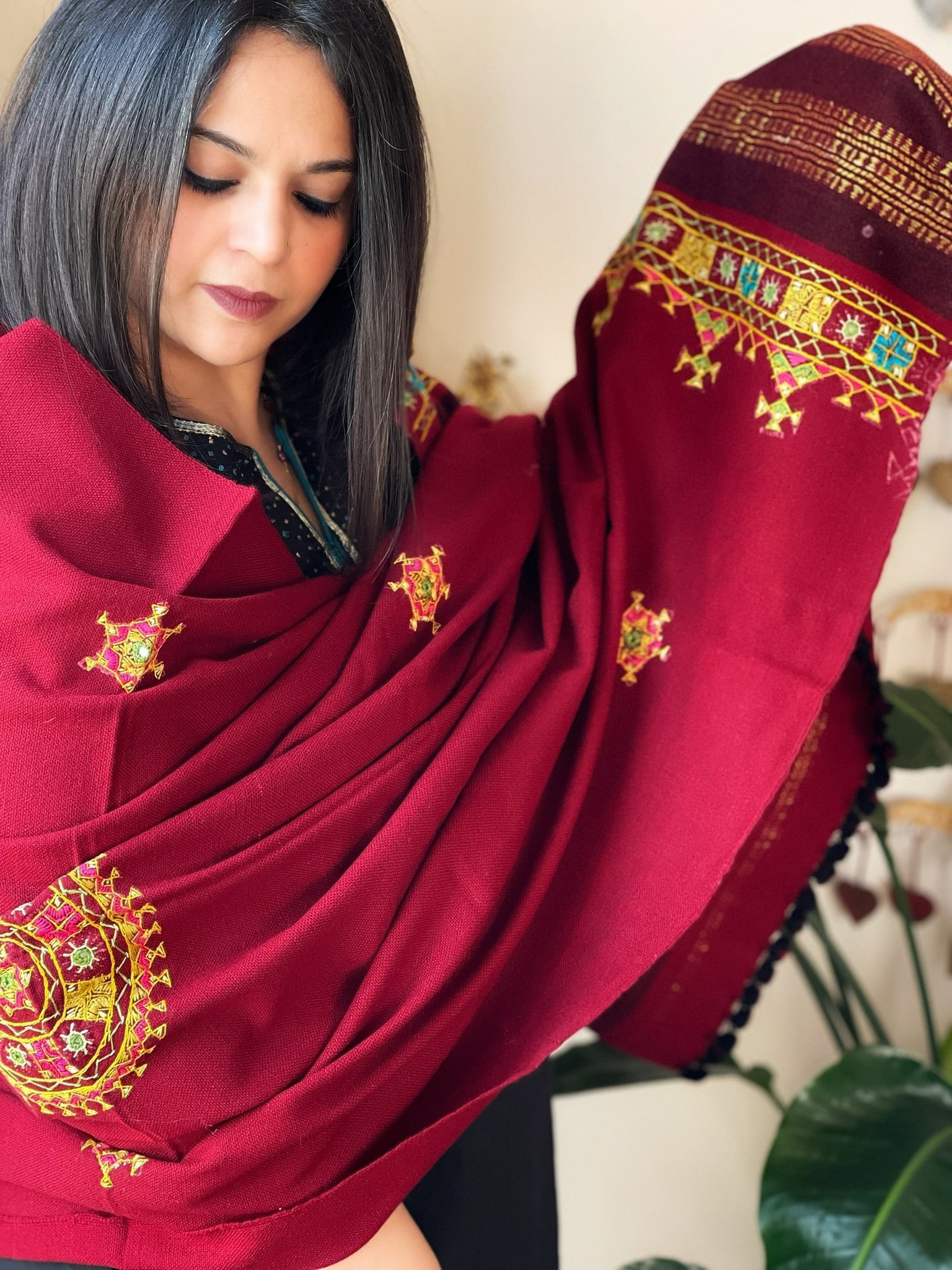 Maroon Handwoven Woollen Shawl with Thread and Mirror Handwork - Masakalee