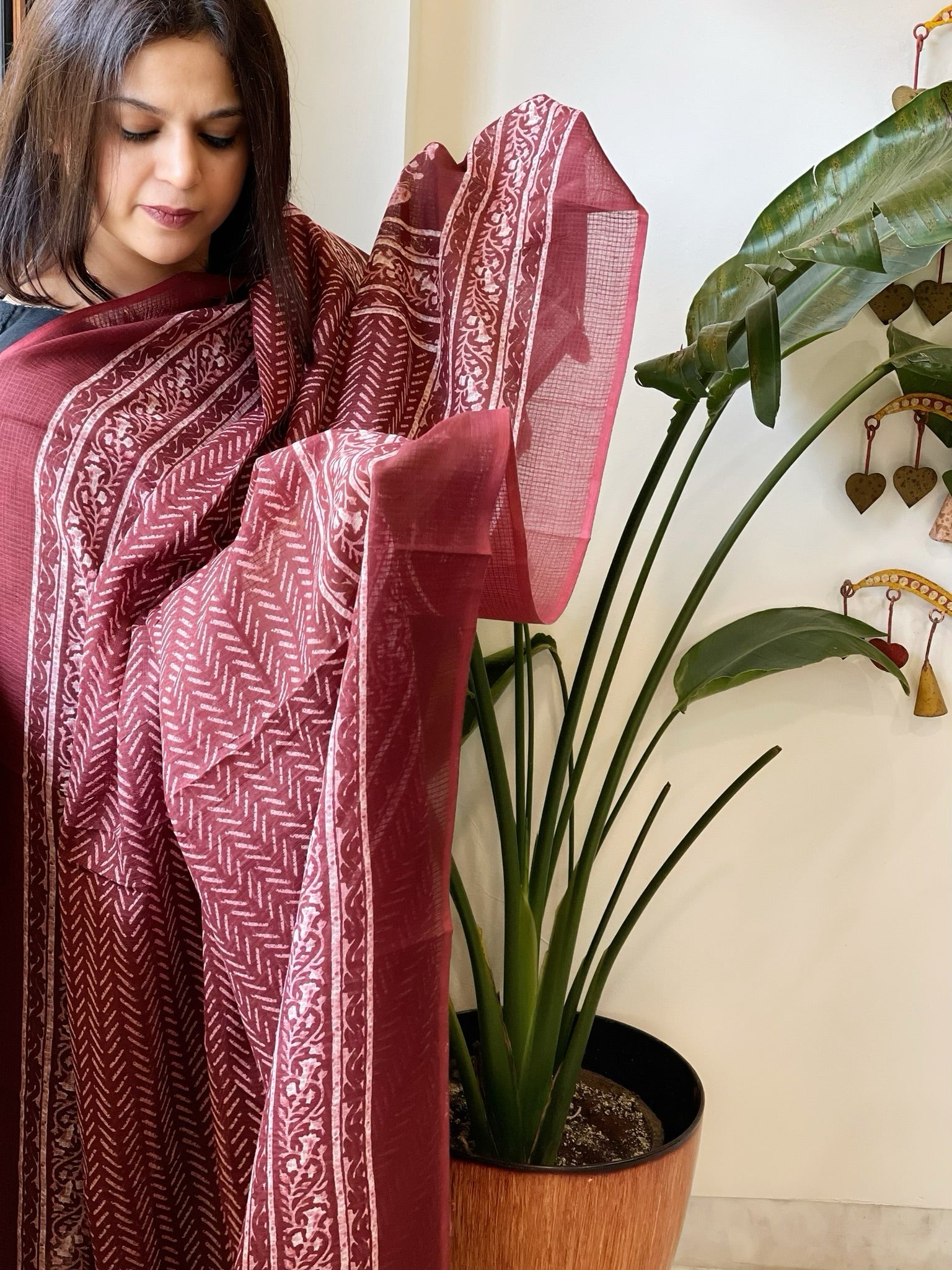 Maroon Kota Cotton Handblock Printed Dupatta - Masakalee