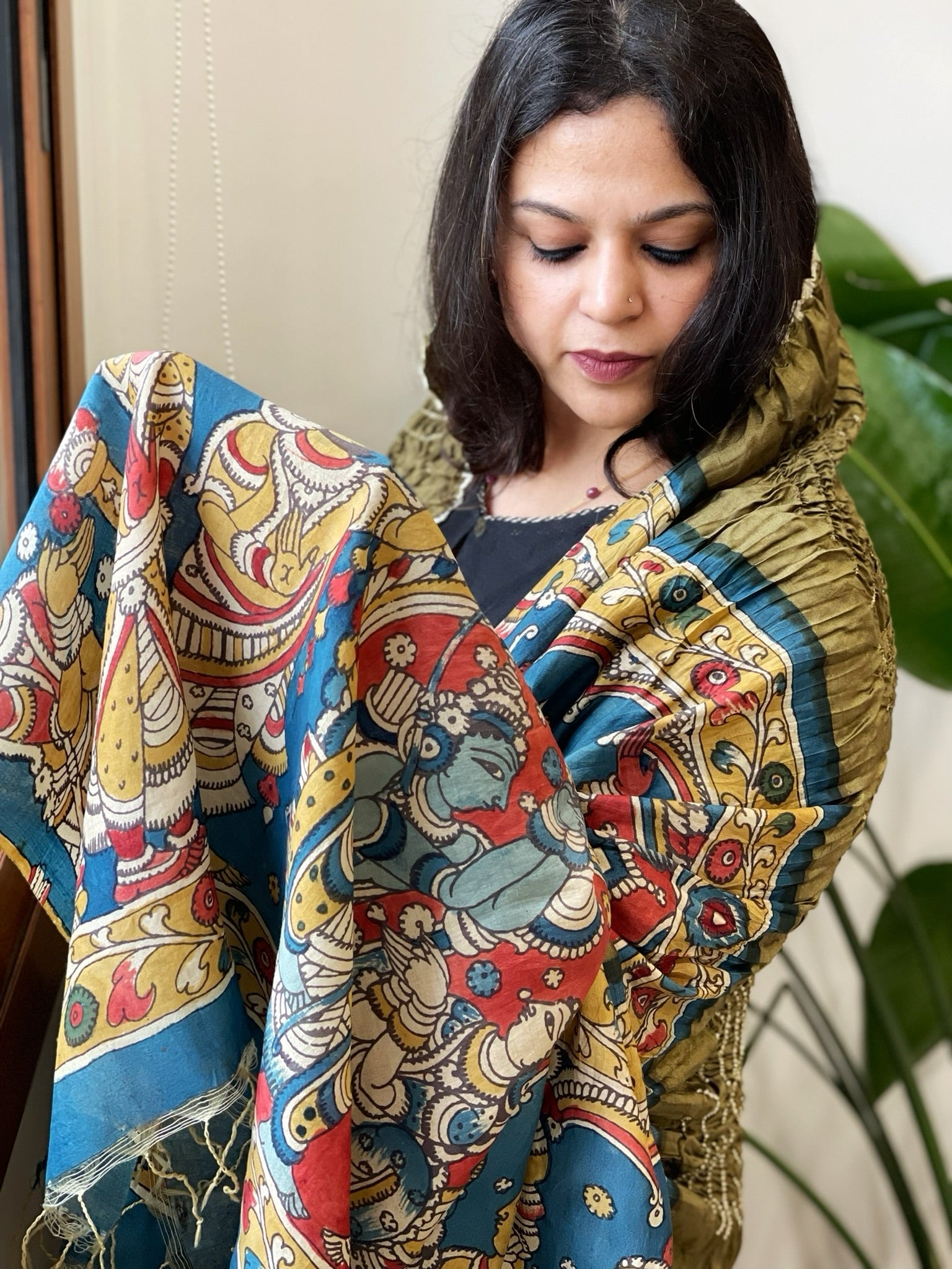 Mehendi Green Rai Bandhej Dupatta with Handpainted Kalamkari Pallu in Pure Muga Silk - Masakalee