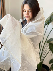 Mul Chanderi Dupatta with Thread Embroidery - Masakalee