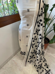 Off - White Applique Suit Set in Mul Chanderi - Masakalee