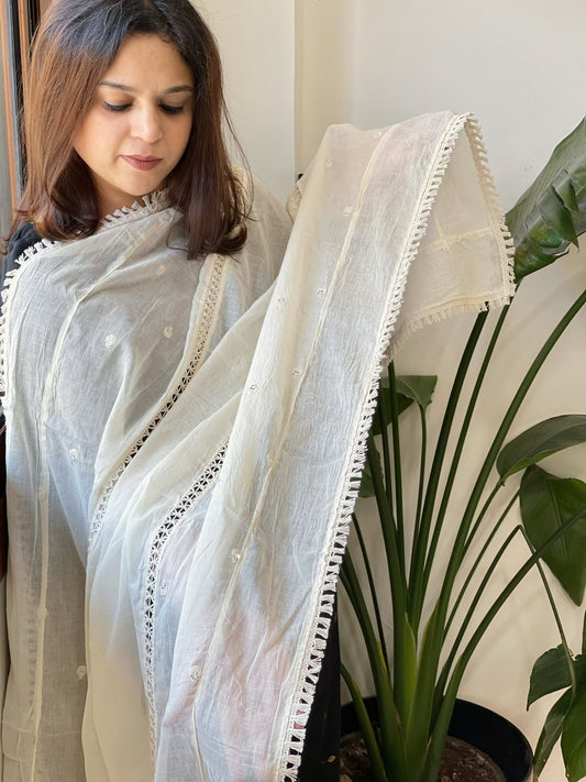 Off - White Cotton Dupatta with Embroidery - Masakalee