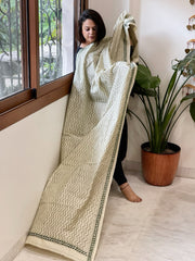 Off-White Handmade Kantha Dupatta in Silk - Masakalee