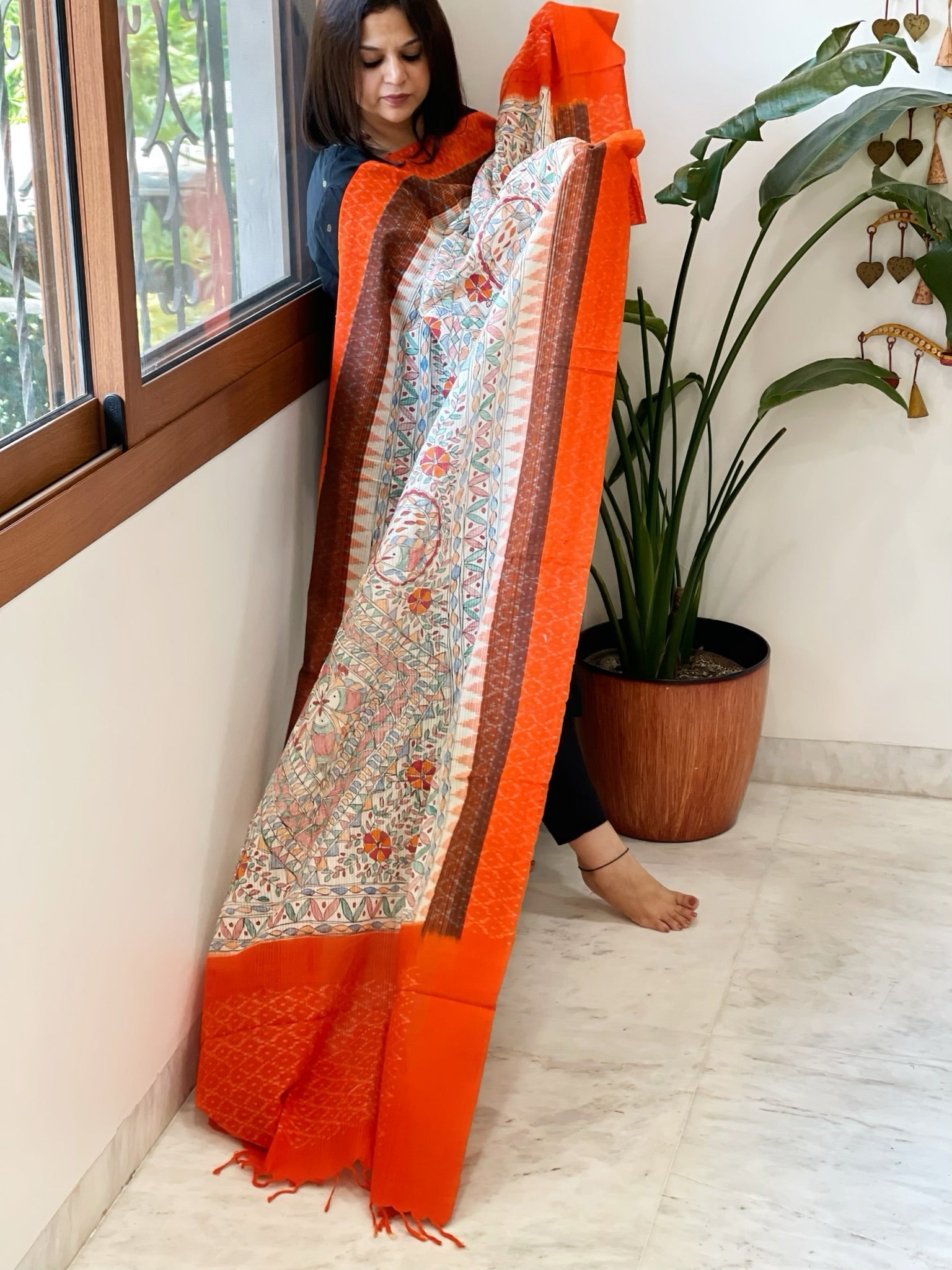 Off-White Handwoven Ikat Dupatta with Handpainted Madhubani in Cotton - Masakalee