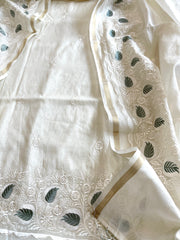 Off - White Suit Set with Thread Embroidery in Mul Chanderi - Masakalee