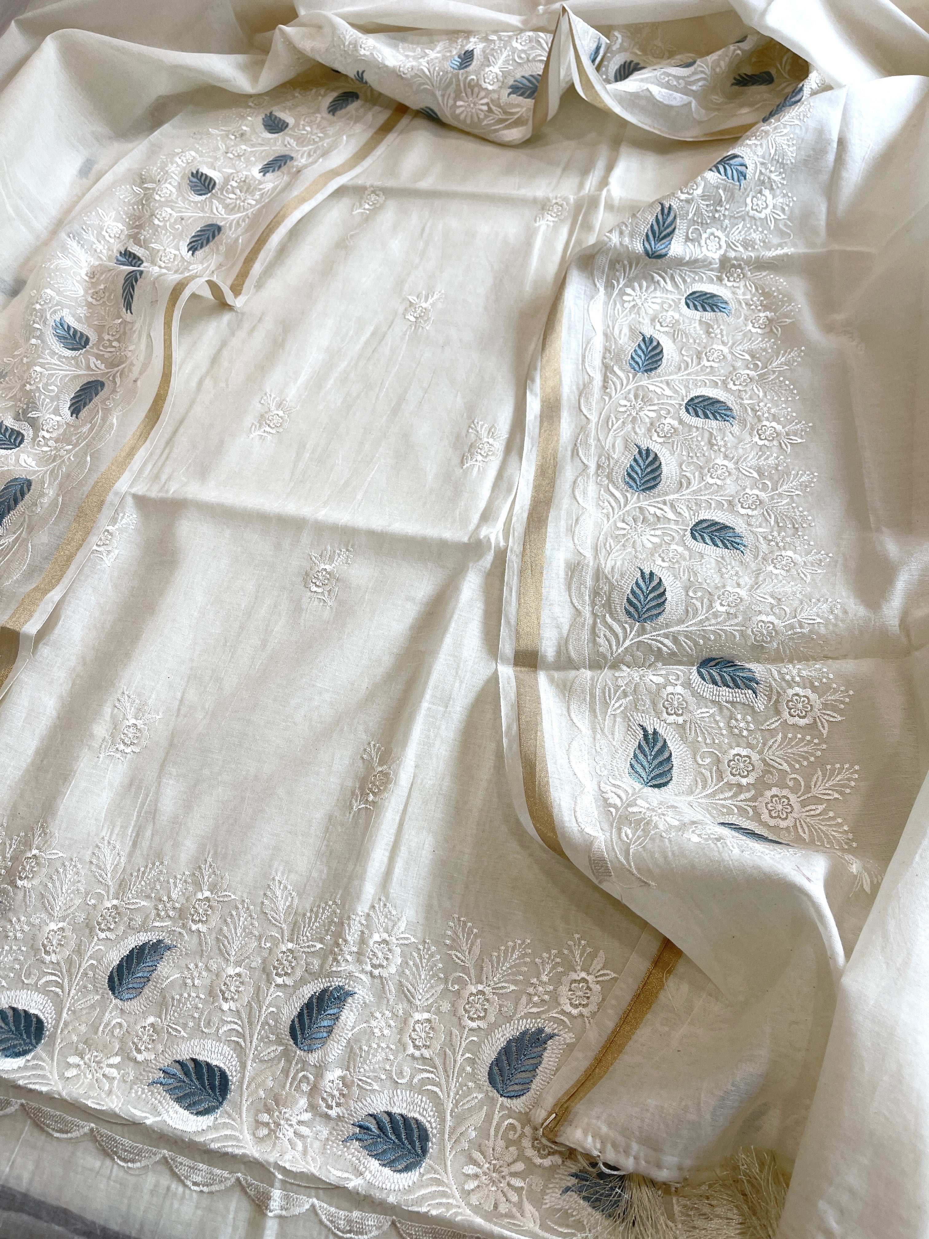 Off - White Suit Set with Thread Embroidery in Mul Chanderi - Masakalee