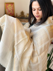 Off - White Woven Zari Pashmina Check Design Stole - Masakalee