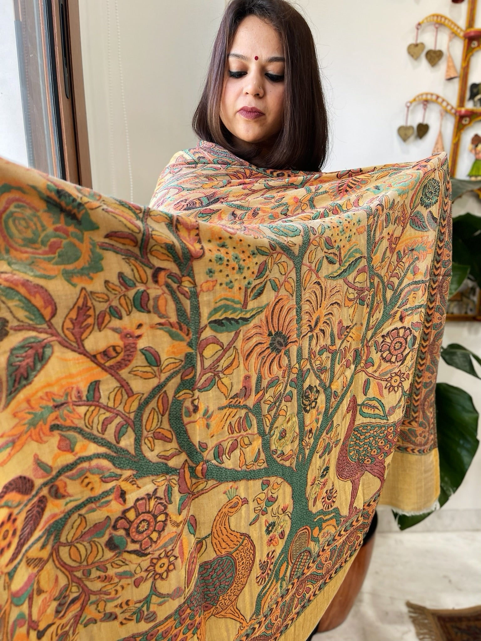 Peach Woven Zari Pashmina Shawl with Kaani Design Border & Pallu - Masakalee