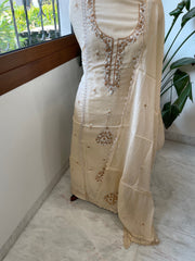 Peachish Beige Suit Set with Sequin ad Knot handwork in Mul Chanderi - Masakalee