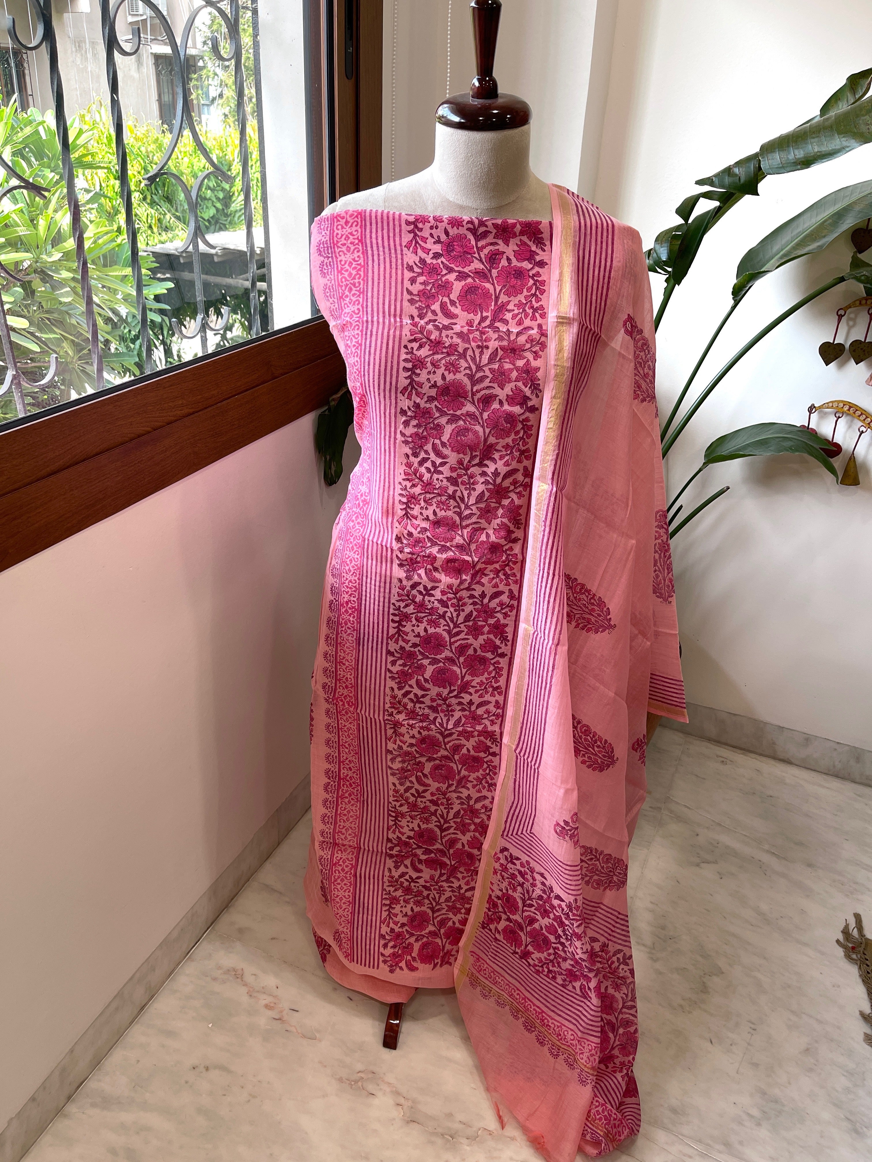 Peachish Pink Handblock Printed Suit Set in Mul Cotton - Masakalee