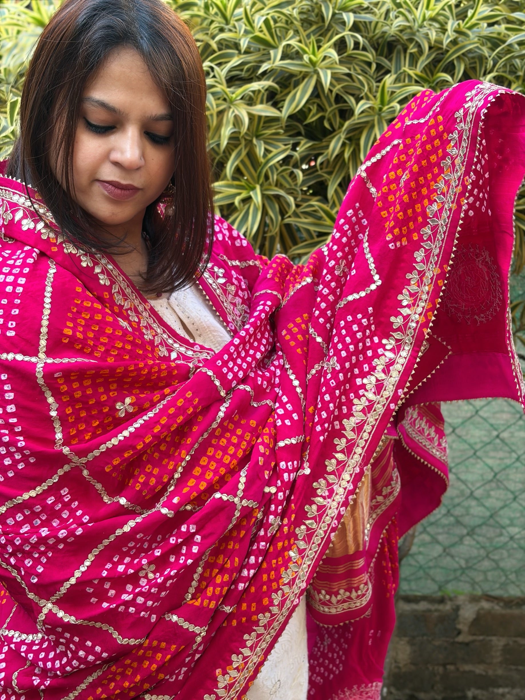 Pink Bandhani Dupatta with Gotapatti Handwork in Pure Silk - Masakalee