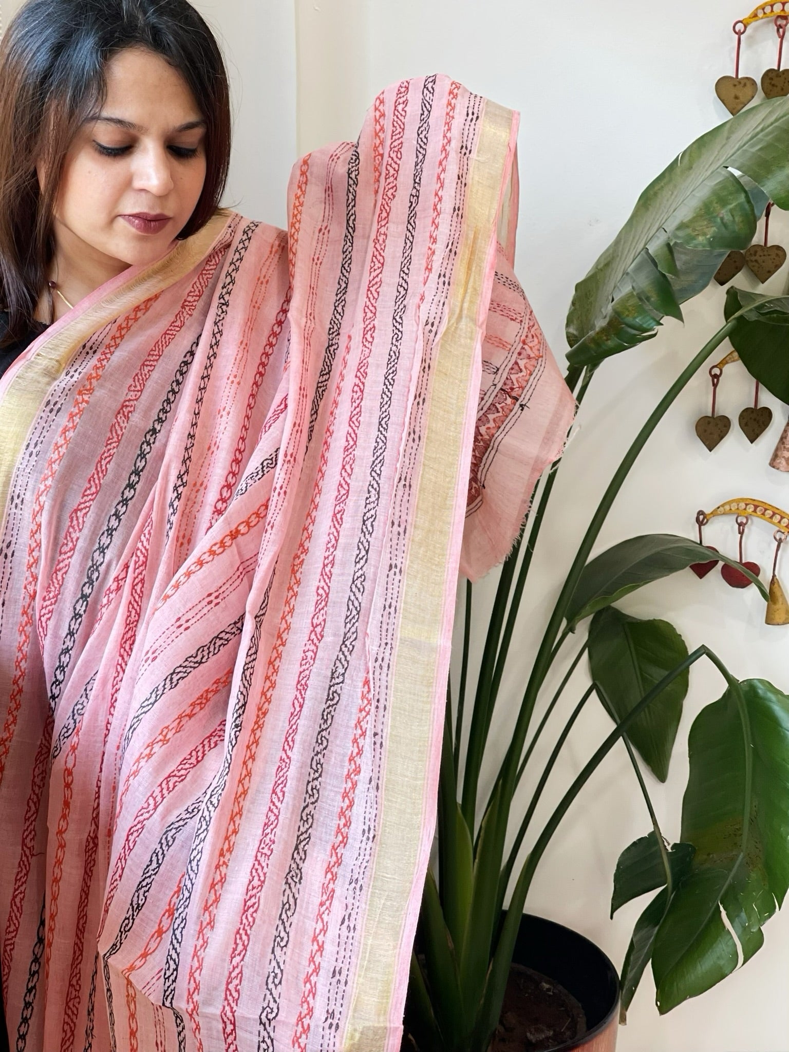 Pink Handmade Kantha Dupatta in Pure Cotton - Masakalee