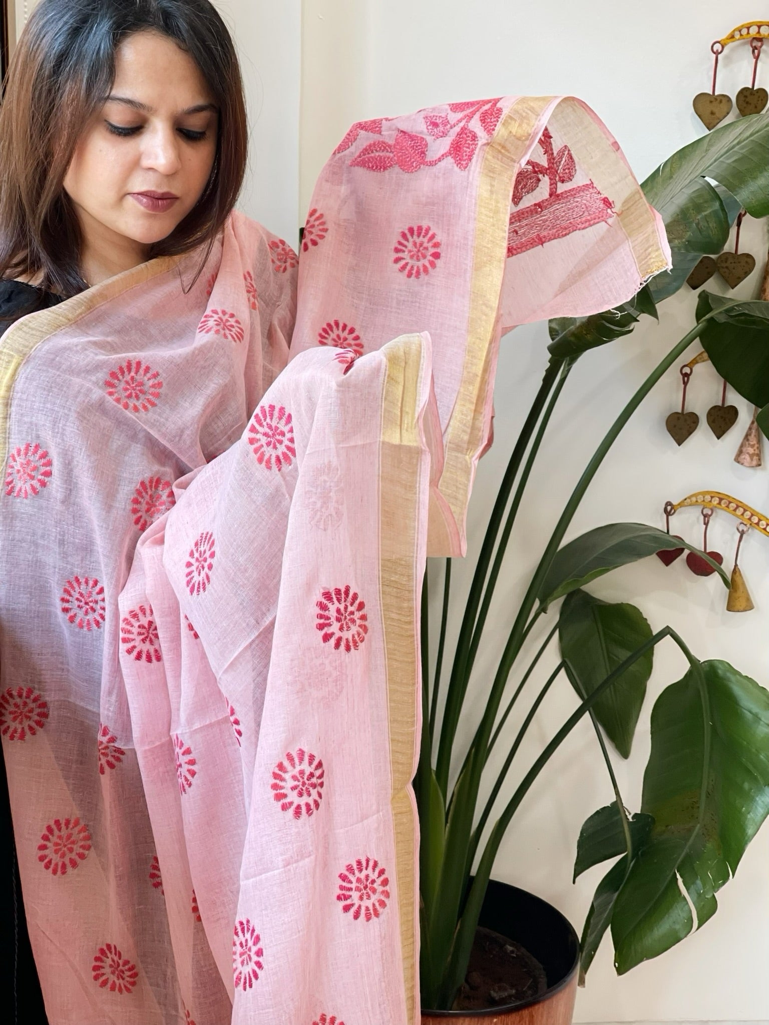 Pink Handmade Kantha Dupatta in Pure Cotton - Masakalee