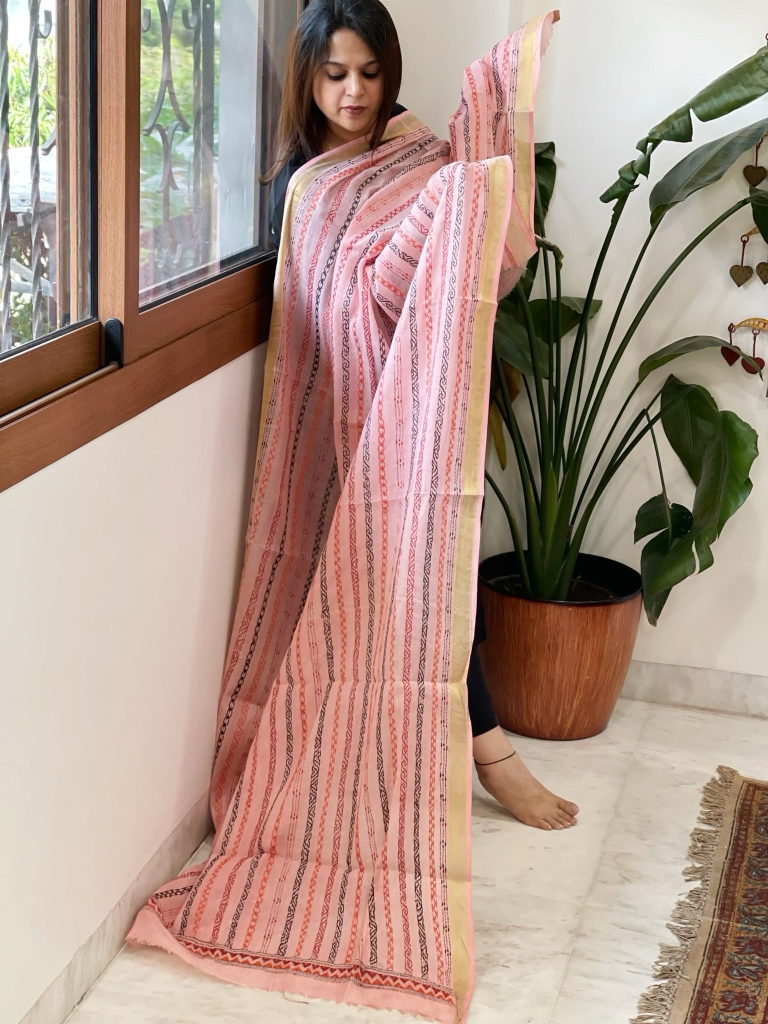 Pink Handmade Kantha Dupatta in Pure Cotton - Masakalee