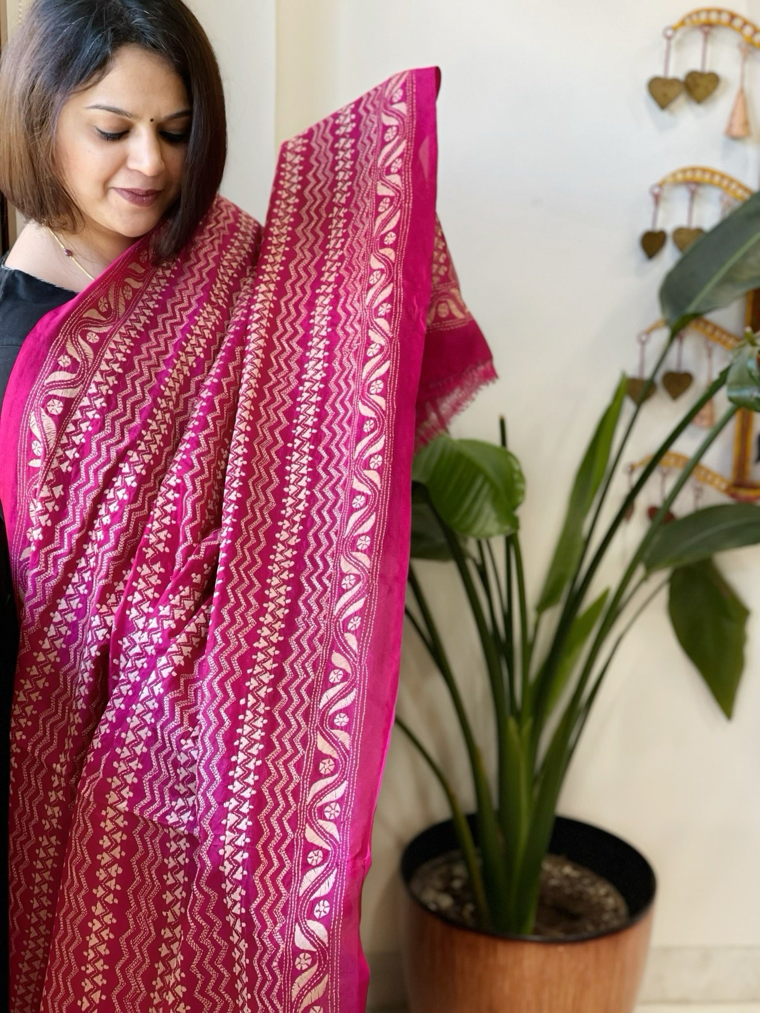 Pink Handmade Kantha Dupatta in Silk - Masakalee