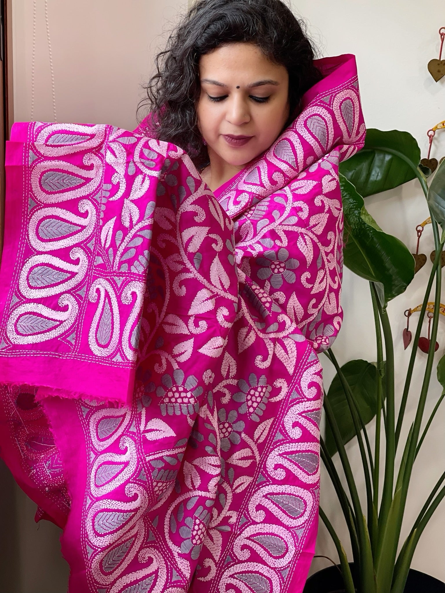 Pink Handmade Nakshi Kantha Dupatta in Pure Silk - Masakalee