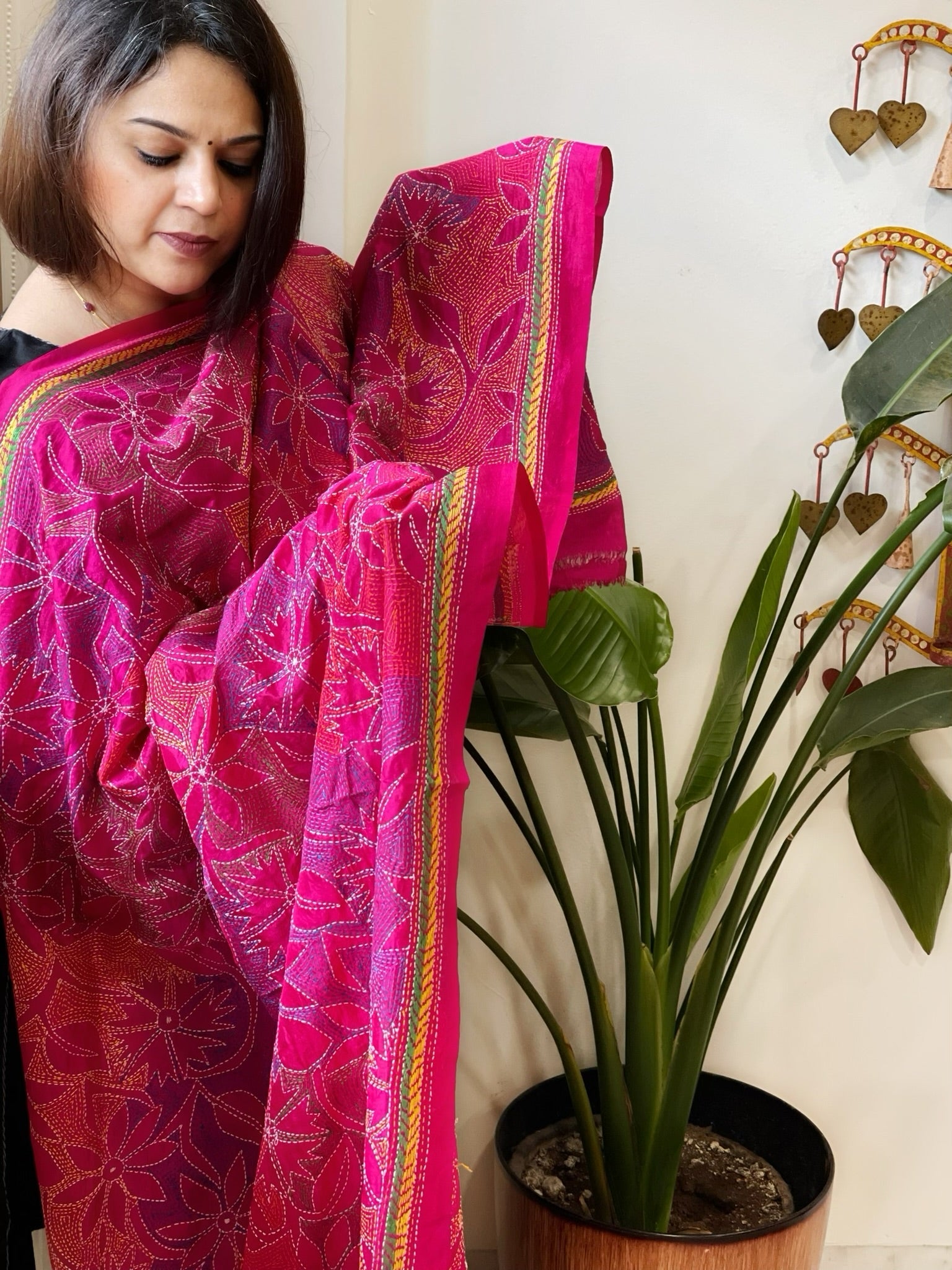 Pink Handmade Reverse Nakshi Kantha Dupatta in Silk - Masakalee