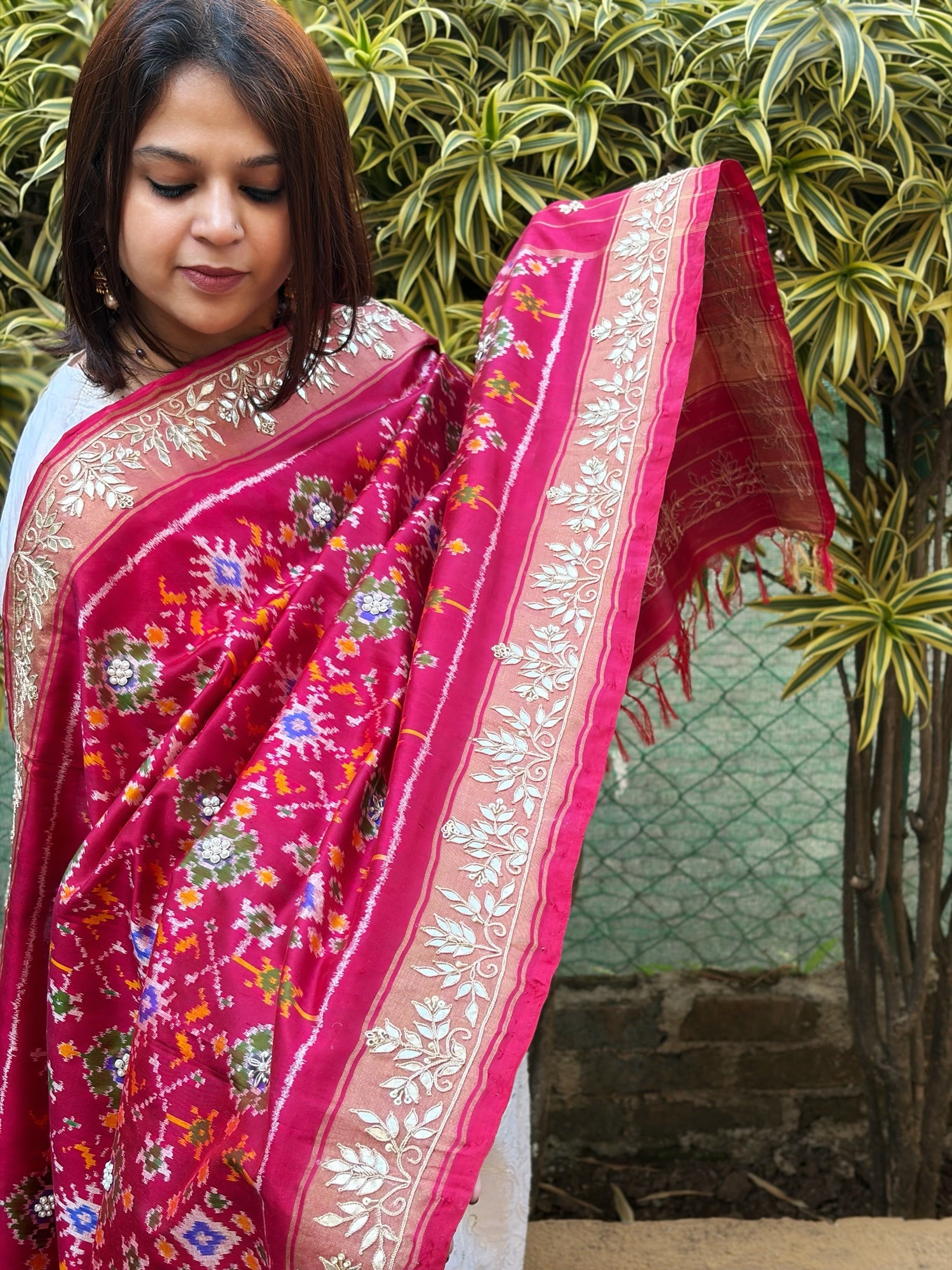 Pink Handwoven Ikat Patola with Gotapatti & Pearl Handwork dupatta in Pure Silk - Masakalee