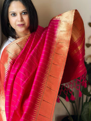 Pink Handwoven Paithani Dupatta in Pure Silk - Masakalee