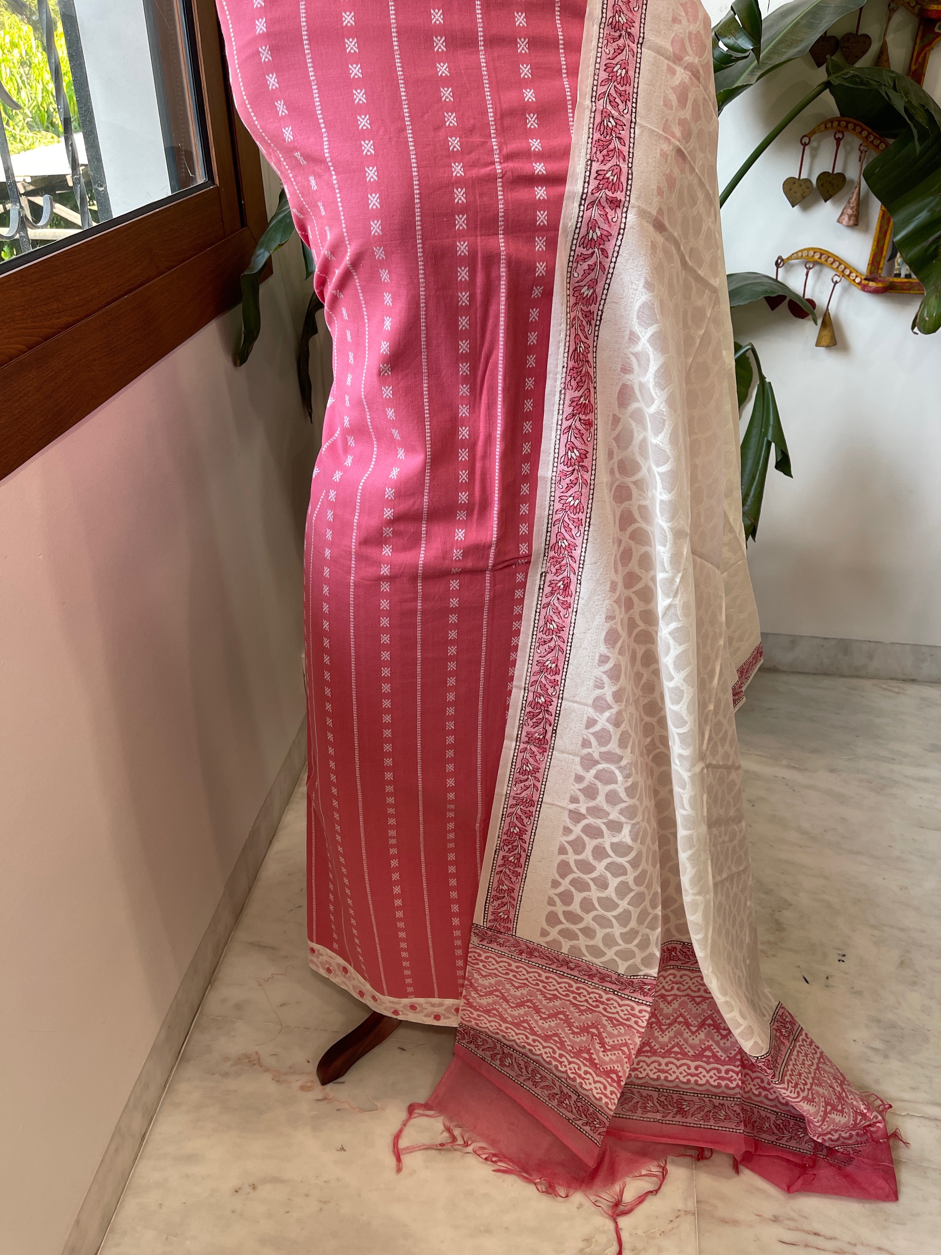 Pink Handwoven Suit Sets in Pure Cotton - Masakalee