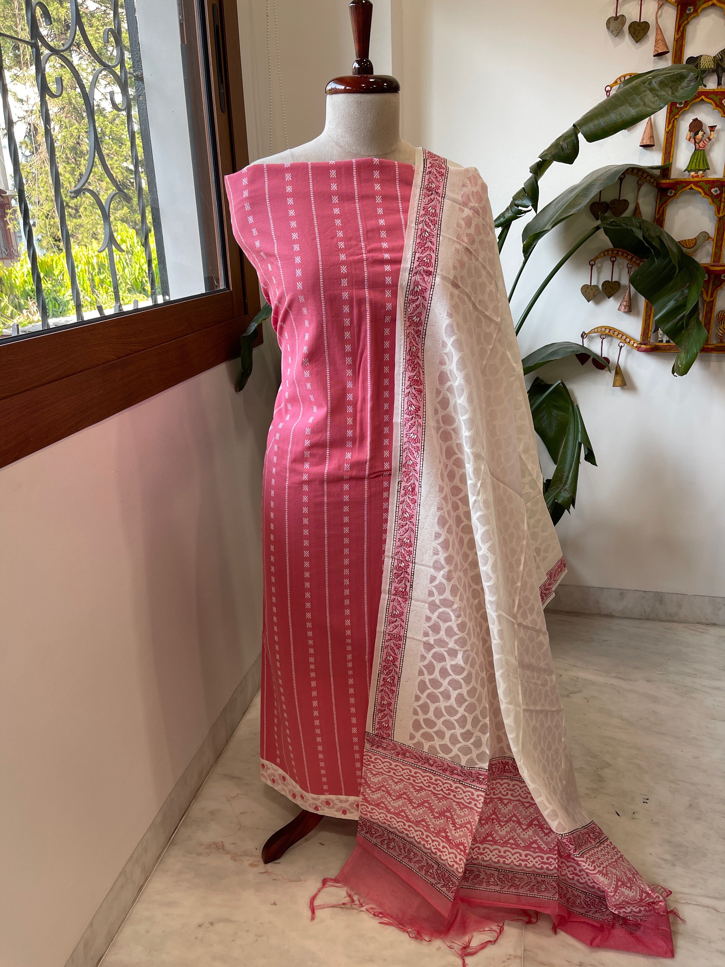 Pink Handwoven Suit Sets in Pure Cotton - Masakalee