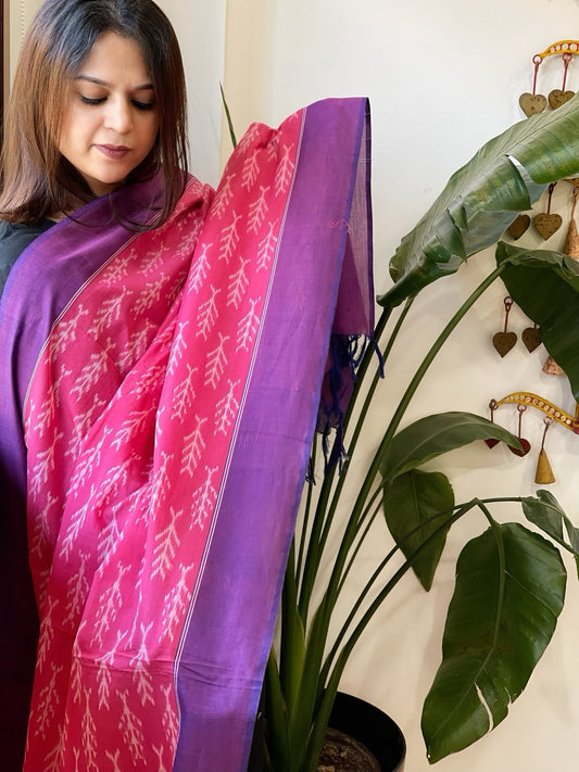 Pink, Purple Handwoven Ikat Dupatta in Cotton - Masakalee