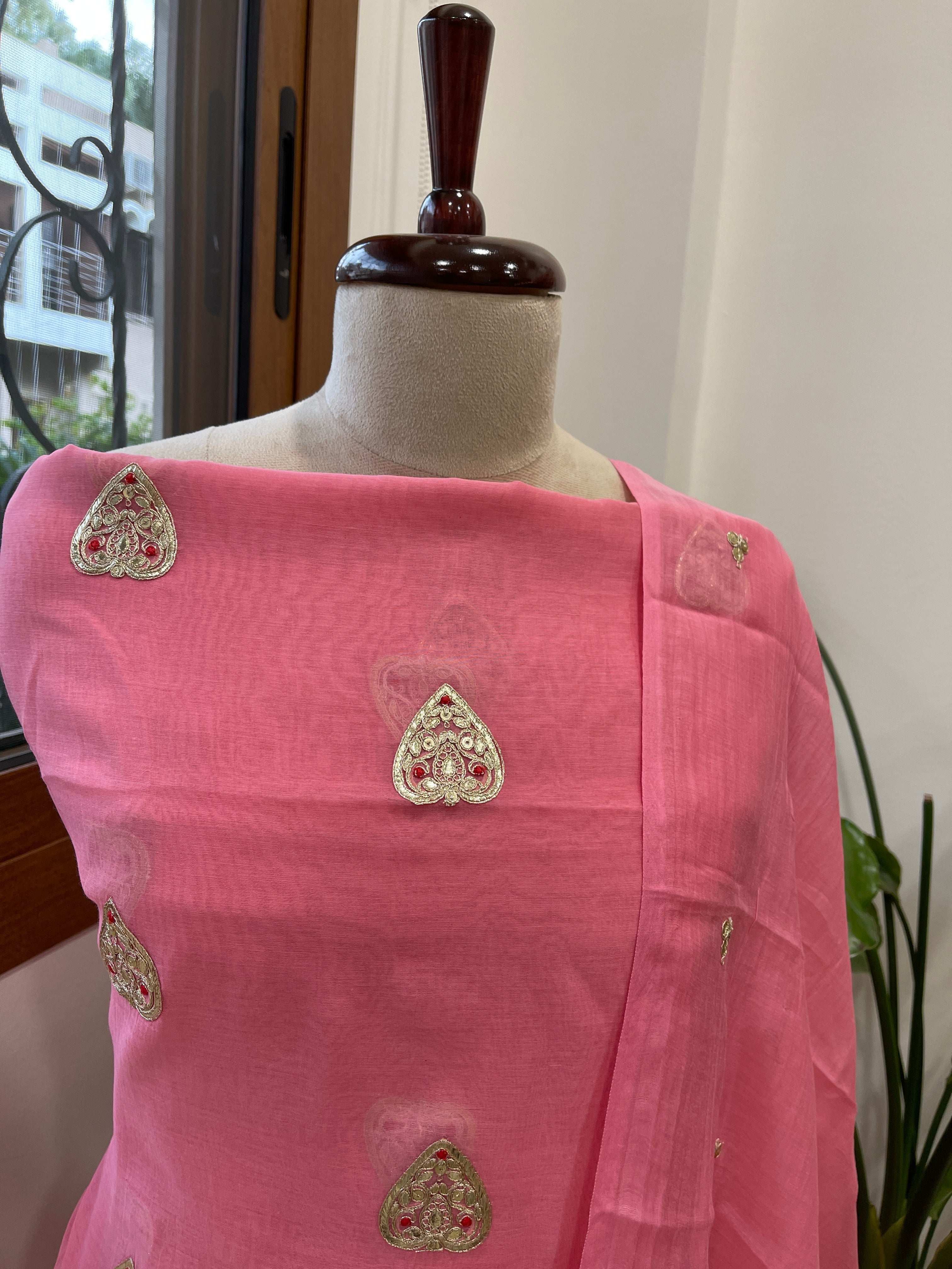 Pink Suit Set with Gold Thread & Sequin Work in Pure Mul - Masakalee