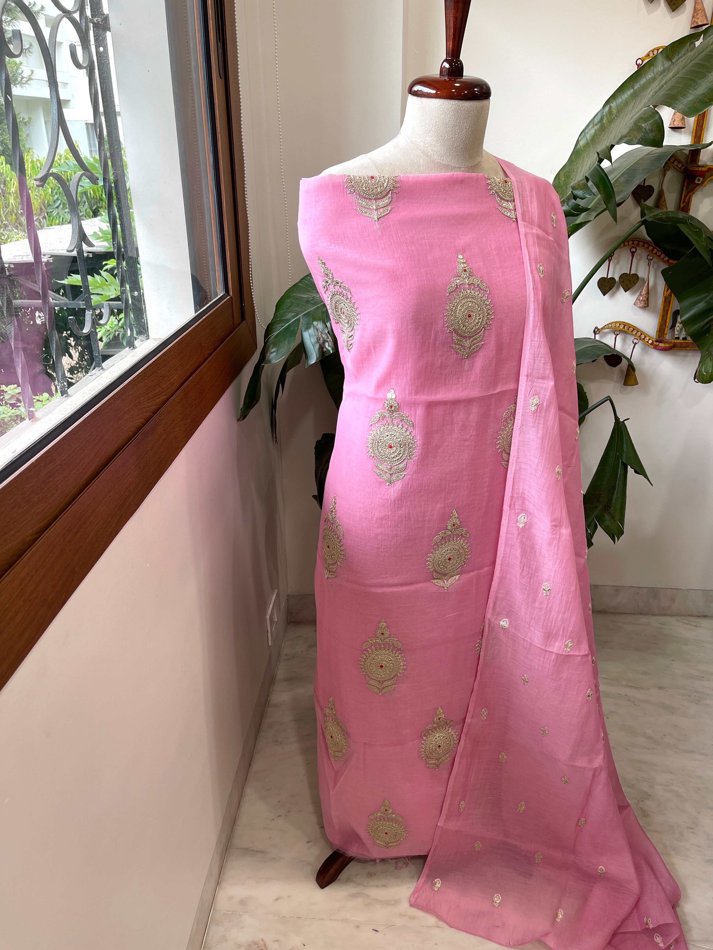 Pink Suit Set with Gold Thread & Sequin Work in Pure Mul - Masakalee
