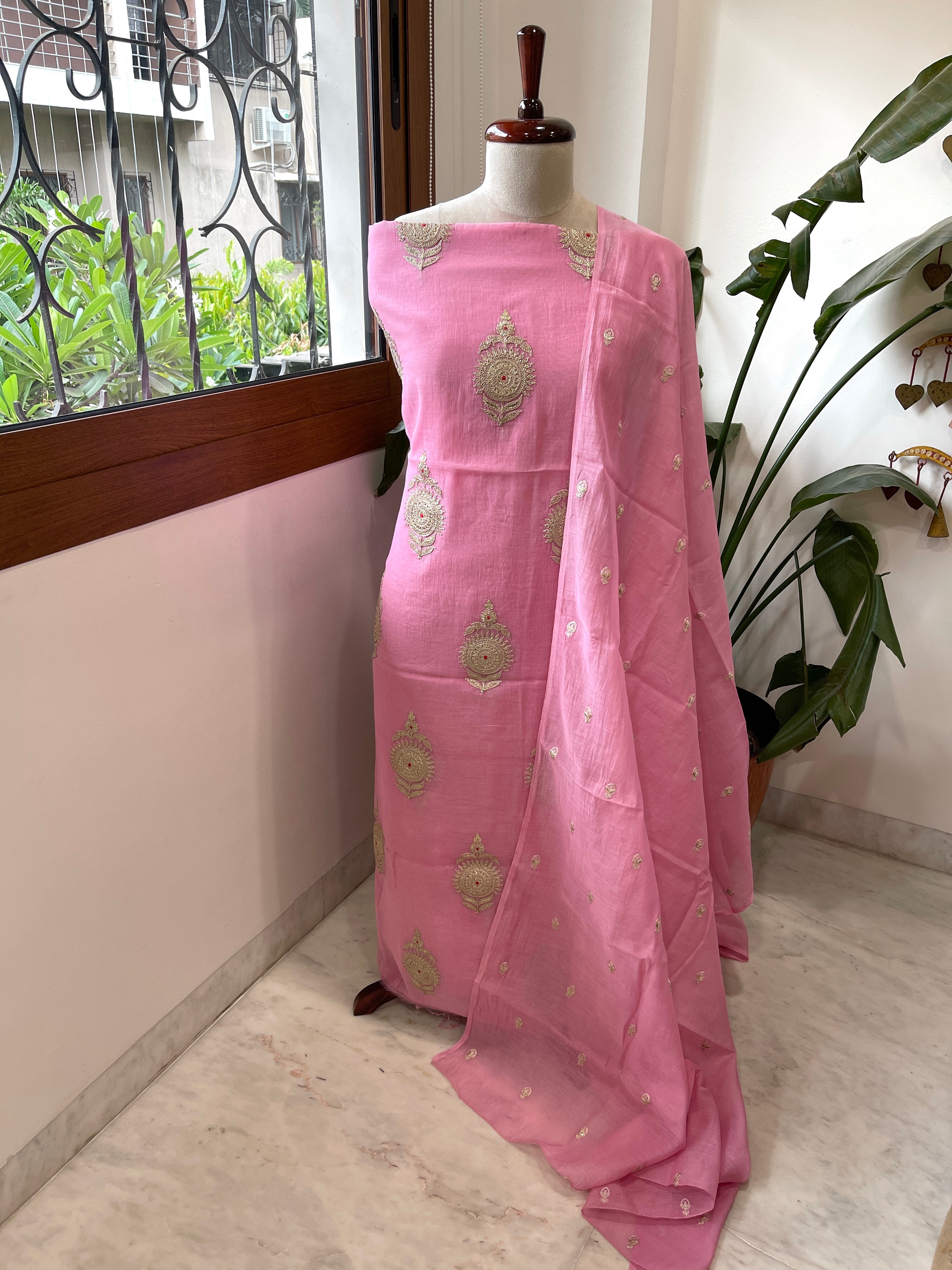 Pink Suit Set with Gold Thread & Sequin Work in Pure Mul - Masakalee