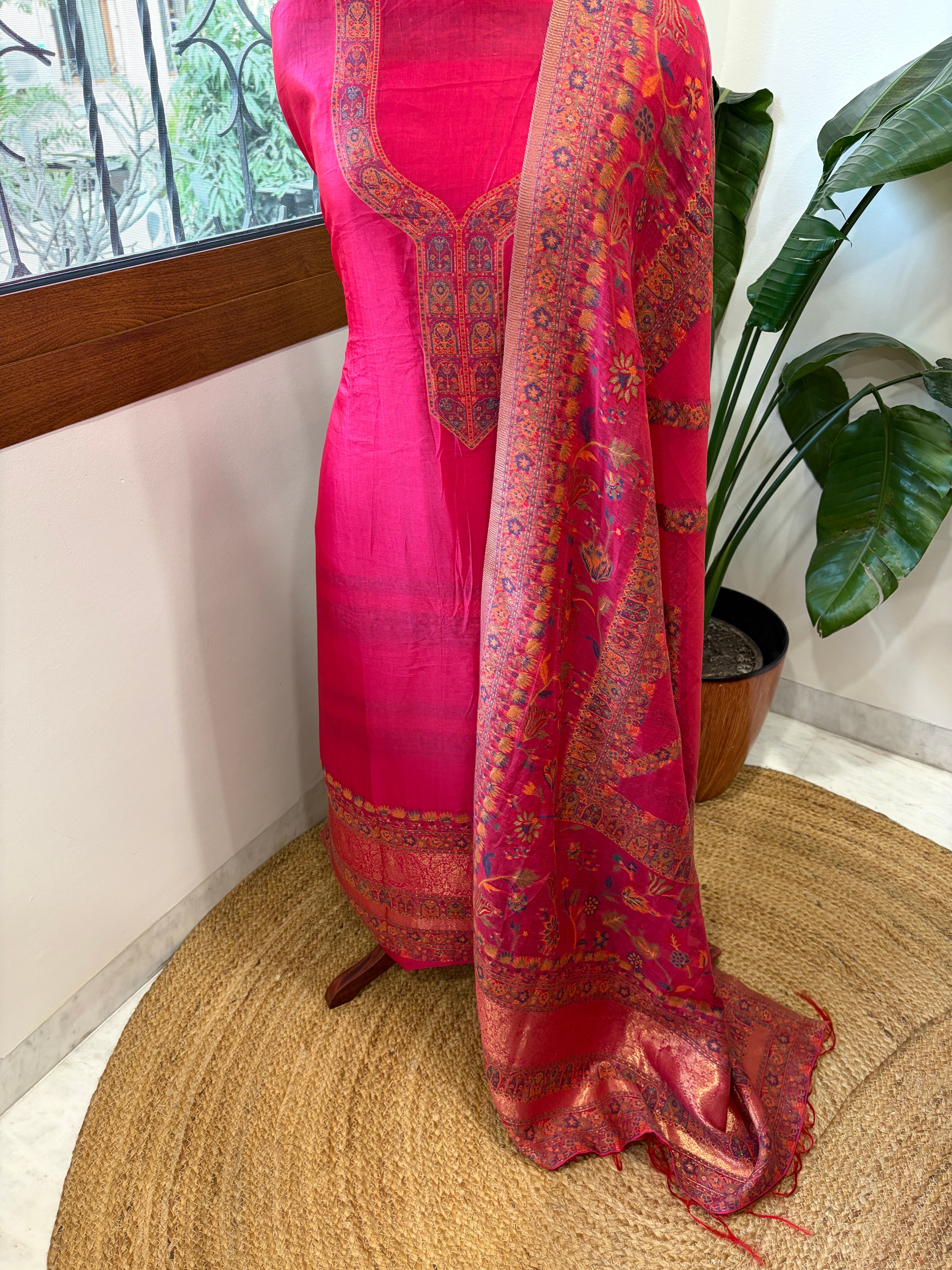 Pink Suit Set with Handwoven Kaani and Zari in Pure Silk - Masakalee
